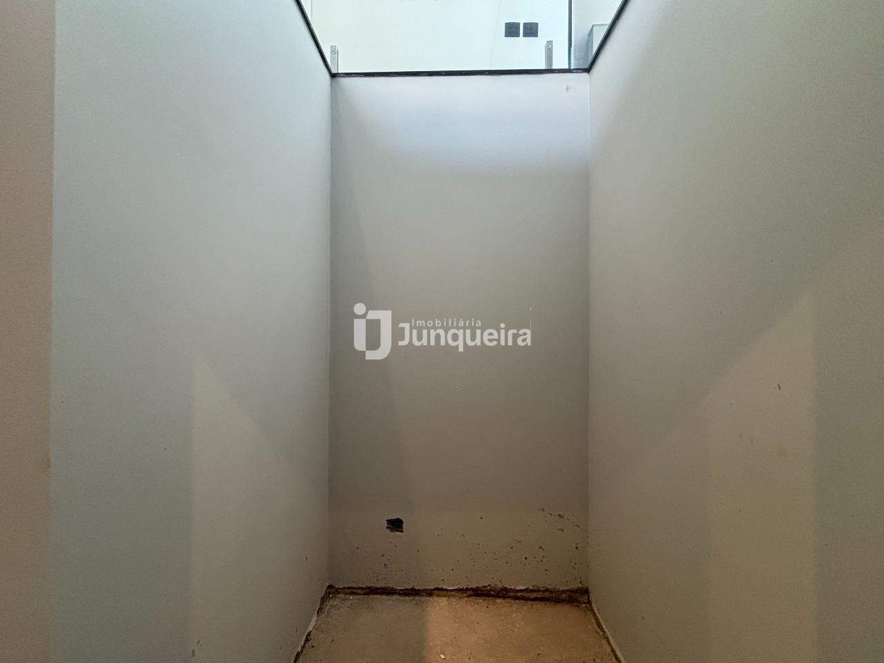 Casa em Condomínio à venda no Morada do Engenho, 3 quartos, sendo 3 suítes, 4 vagas, no bairro Morada do Engenho  em Piracicaba - SP