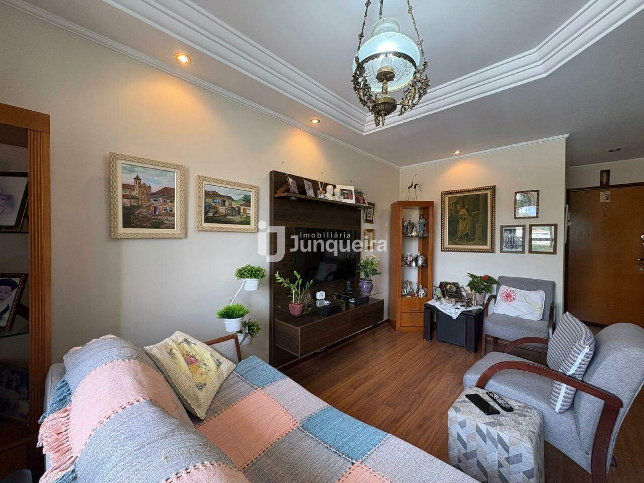 Apartamento à venda no Miami, 2 quartos, sendo 1 suíte, 2 vagas, no bairro Cidade Alta em Piracicaba - SP