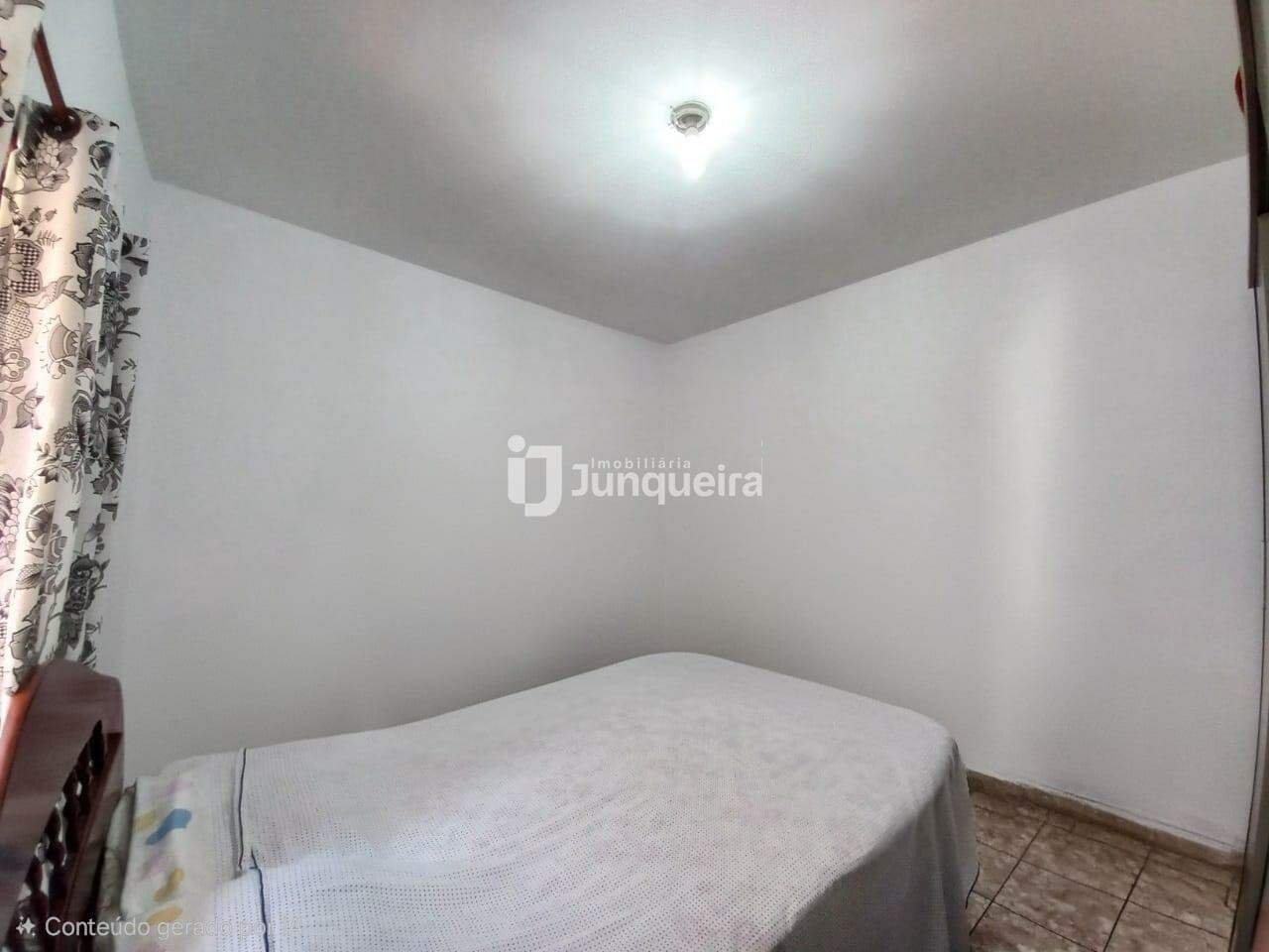 Casa à venda, 1 quarto, 1 vaga, no bairro Cidade Alta em Piracicaba - SP