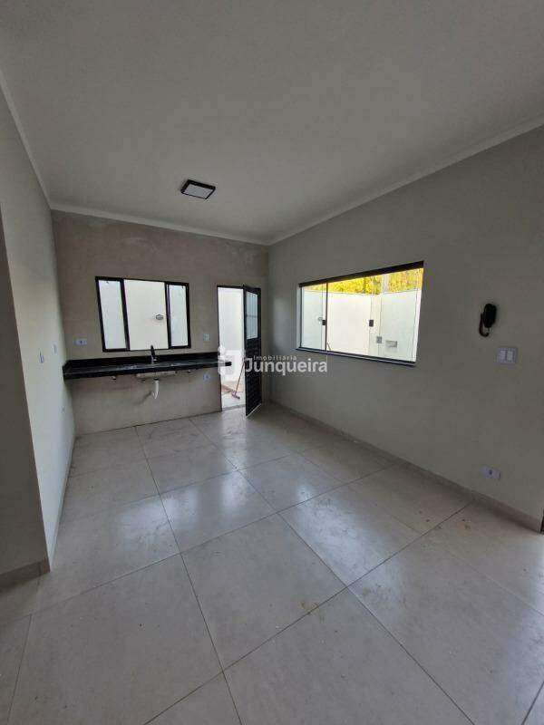 Casa à venda, 3 quartos, sendo 1 suíte, 2 vagas, no bairro Residencial Serra Verde em Piracicaba - SP