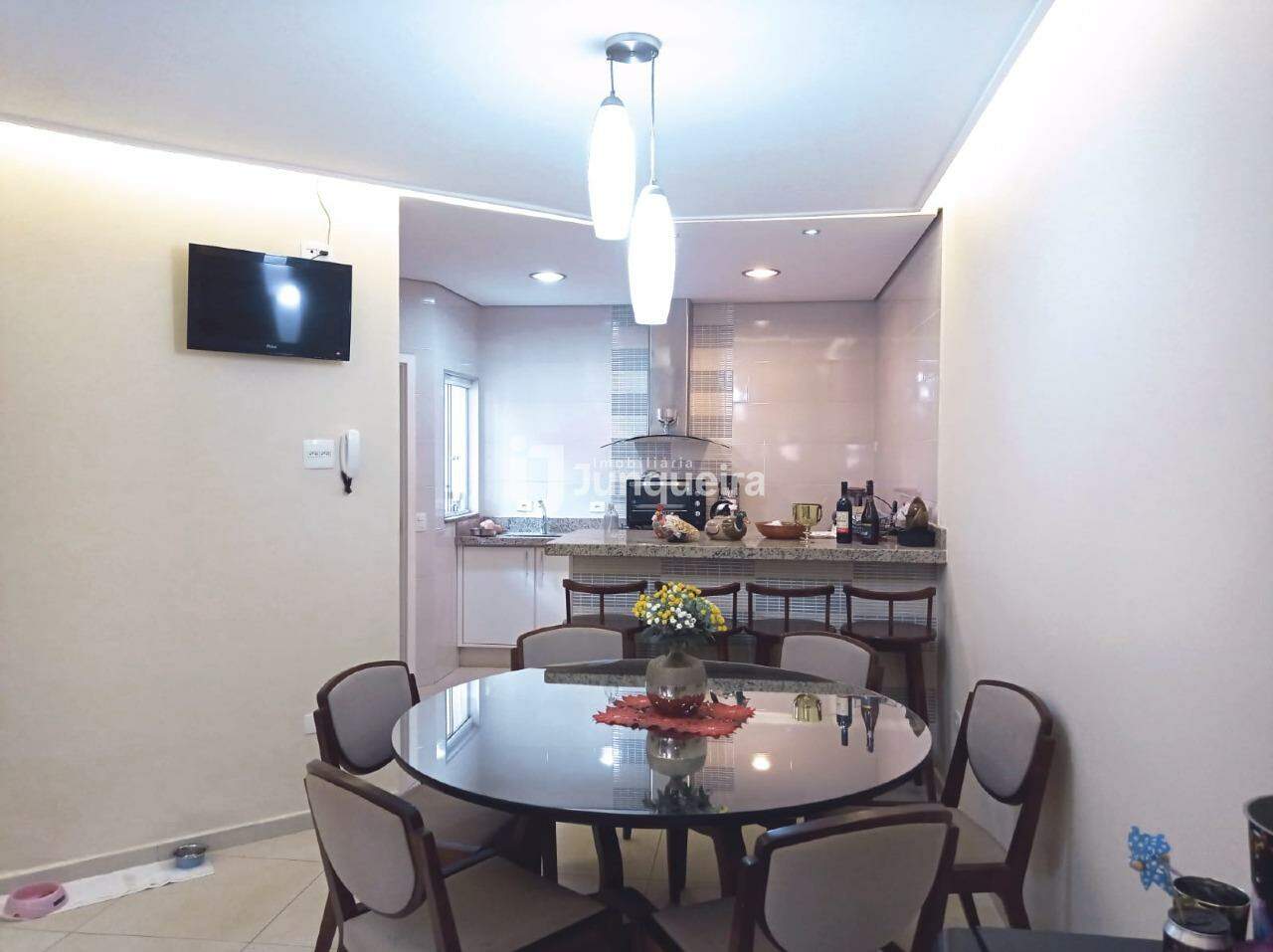 Casa à venda, 3 quartos, sendo 1 suíte, 2 vagas, no bairro Prezoto em Piracicaba - SP