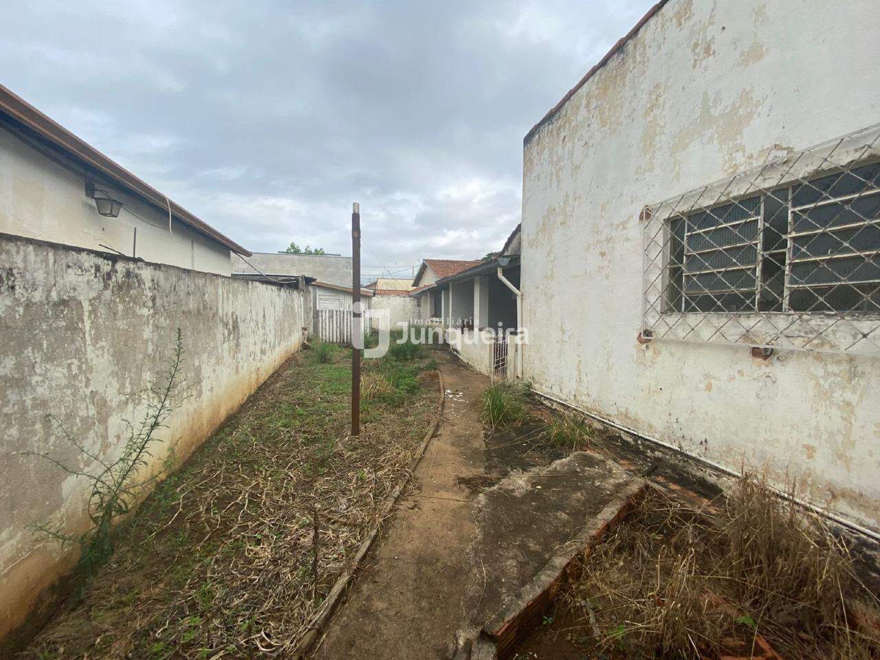 Casa à venda, 3 quartos, 1 vaga, no bairro São Luiz em Piracicaba - SP