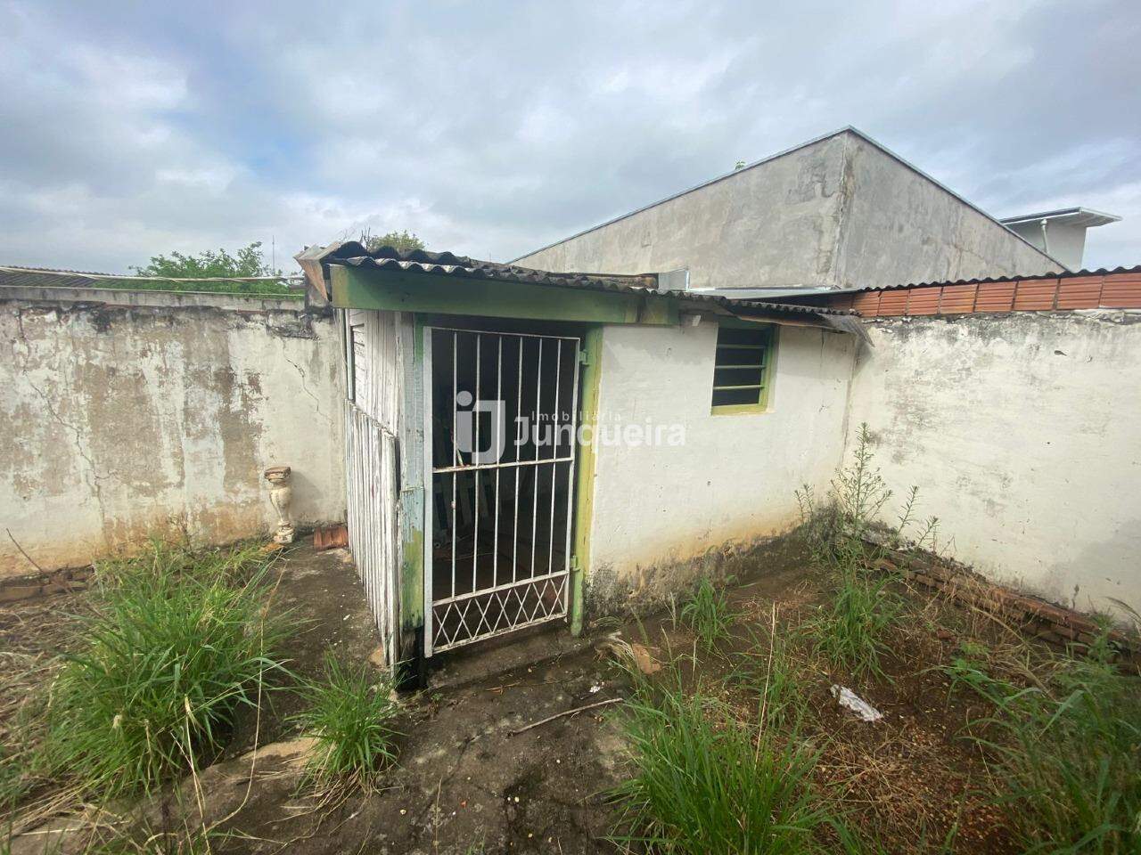 Casa à venda, 3 quartos, 1 vaga, no bairro São Luiz em Piracicaba - SP