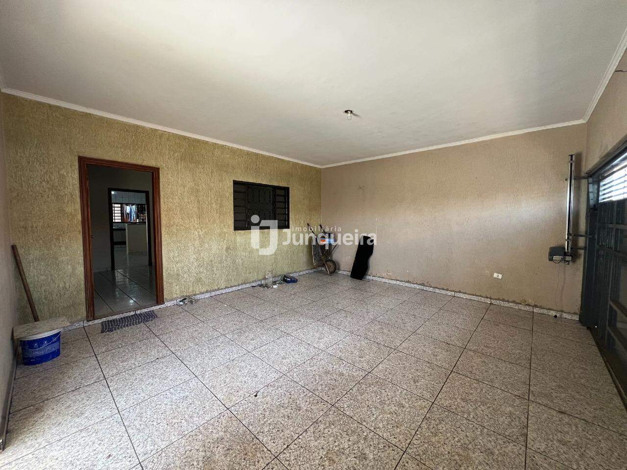 Casa para alugar, 3 quartos, sendo 1 suíte, 2 vagas, no bairro Residencial Bom Jardim em Rio das Pedras - SP