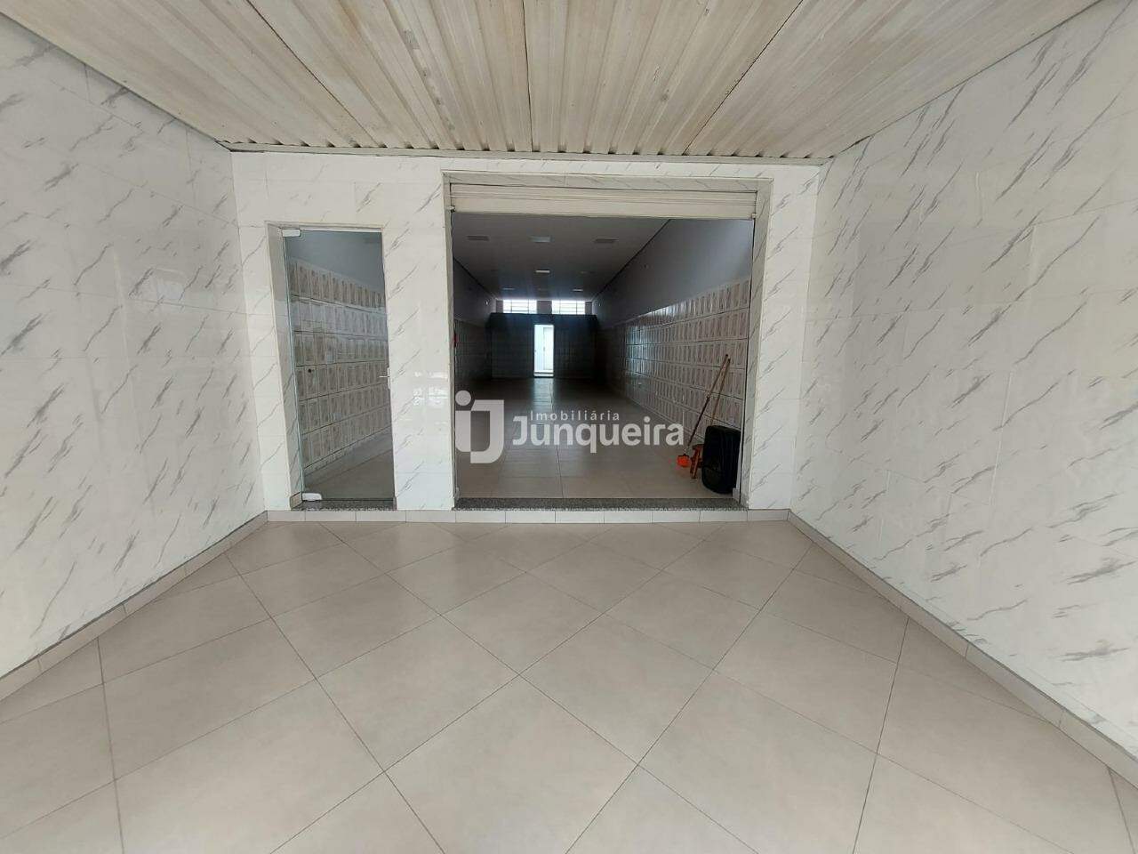 Salão para alugar, no bairro Jardim Parque Jupiá em Piracicaba - SP