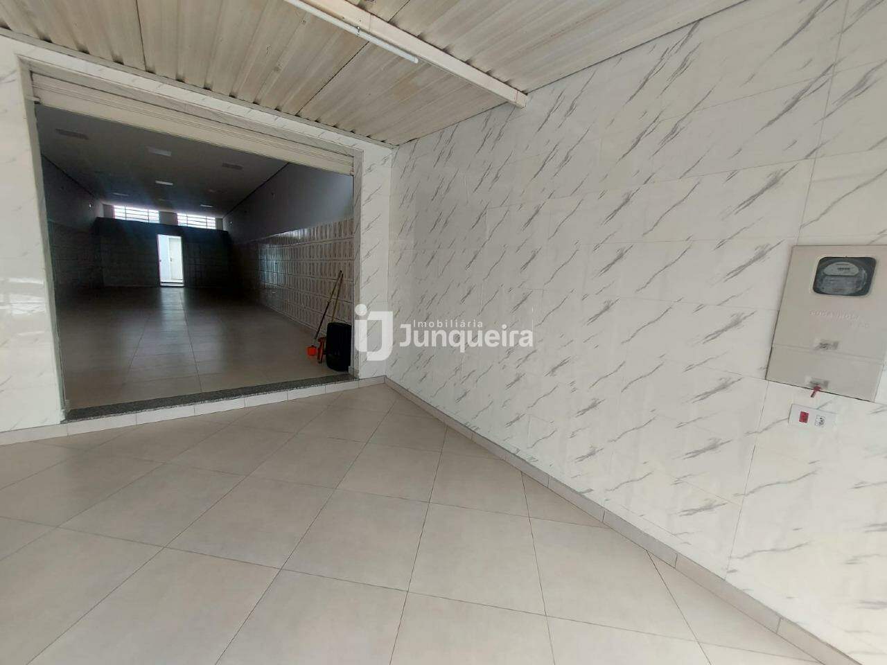 Salão para alugar, no bairro Jardim Parque Jupiá em Piracicaba - SP