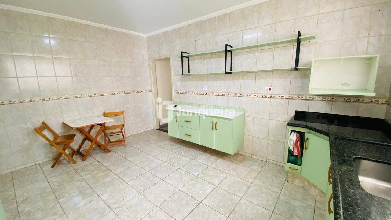 Casa à venda, 3 quartos, sendo 1 suíte, 2 vagas, no bairro Conjunto Residencial Mário Dedini em Piracicaba - SP