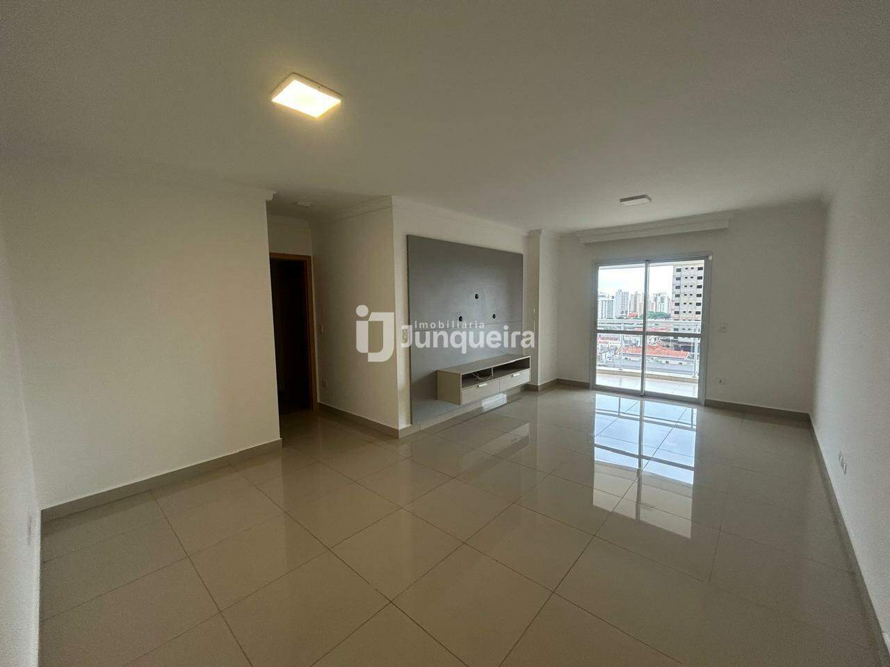 Apartamento à venda no San Victor, 3 quartos, sendo 1 suíte, 2 vagas, no bairro Cidade Alta em Piracicaba - SP