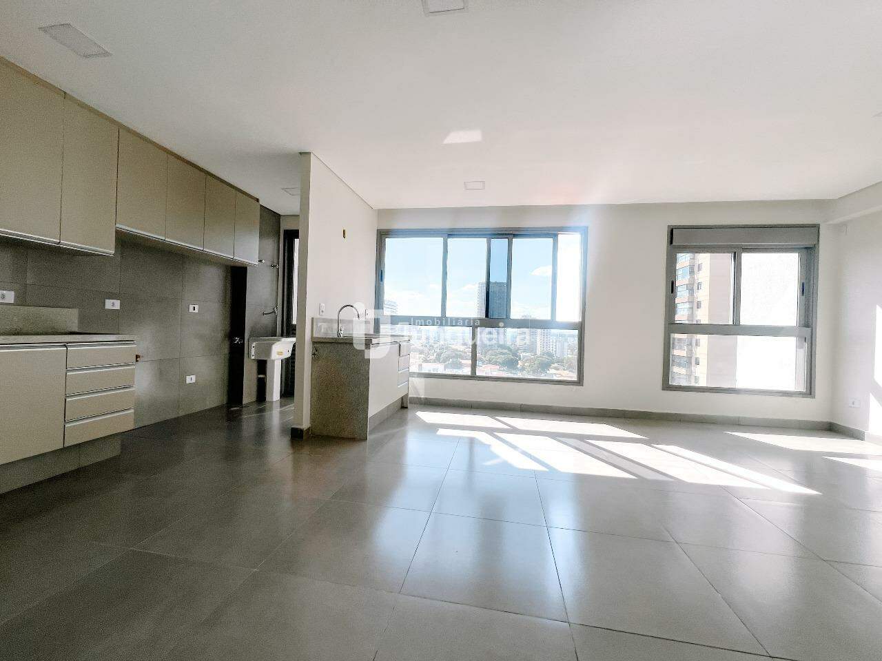 Apartamento à venda no Vista Queiroz, 2 quartos, sendo 2 suítes, 2 vagas, no bairro São Judas em Piracicaba - SP