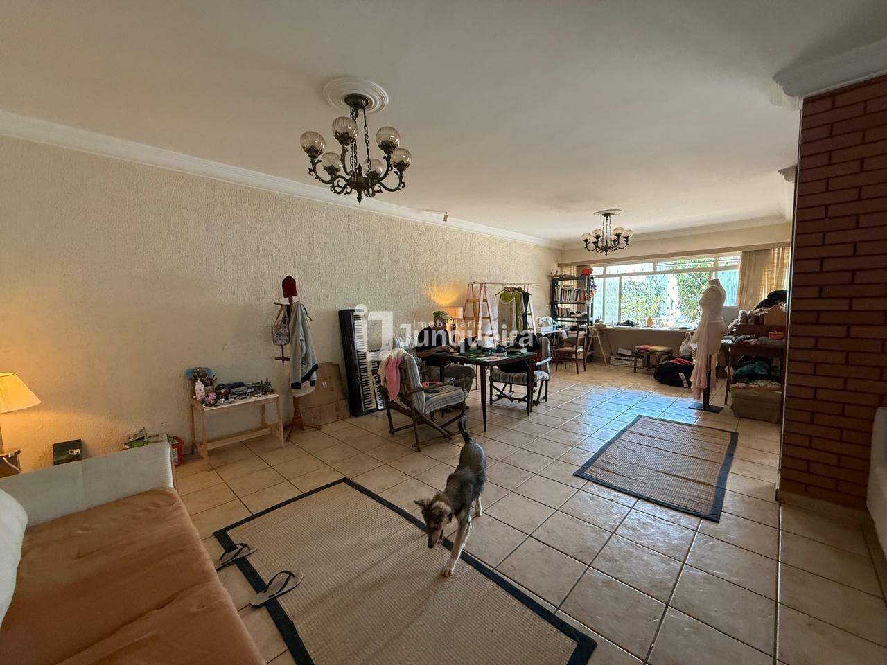 Casa à venda, 4 quartos, sendo 1 suíte, 3 vagas, no bairro São Dimas em Piracicaba - SP