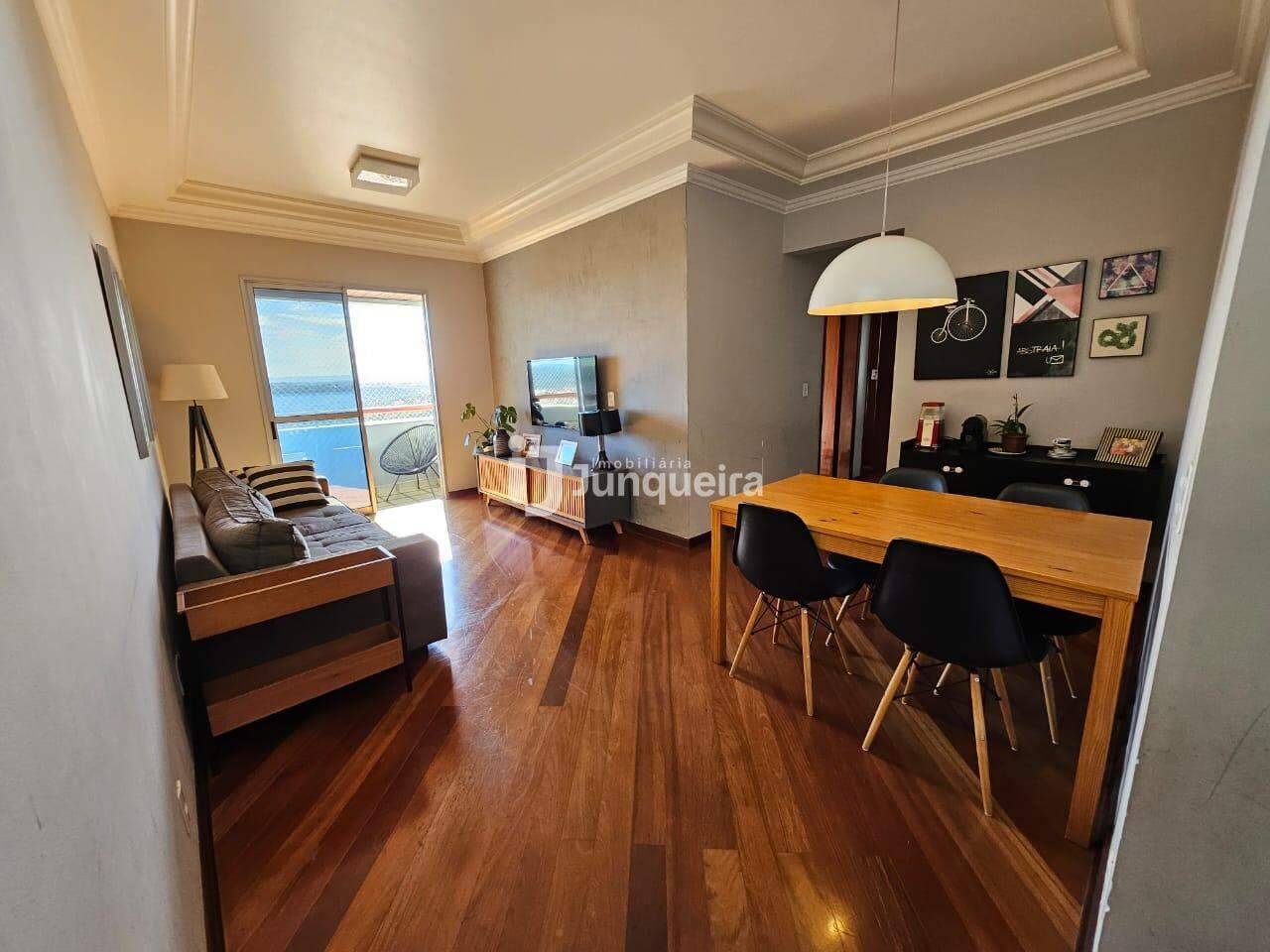 Apartamento à venda no Portal dos Frades , 3 quartos, sendo 1 suíte, 2 vagas, no bairro Centro em Piracicaba - SP