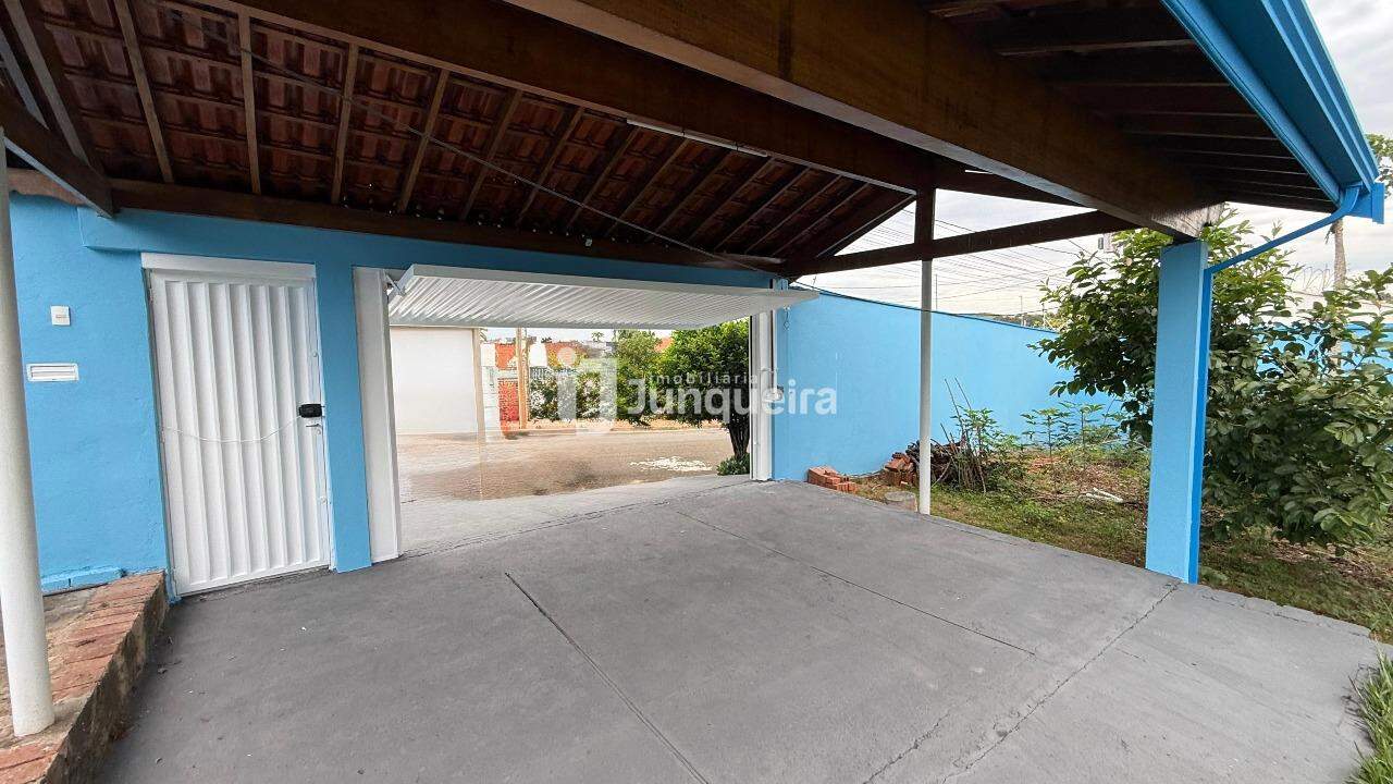 Edícula para alugar, 2 quartos, 2 vagas, no bairro Parque São Matheus em Piracicaba - SP