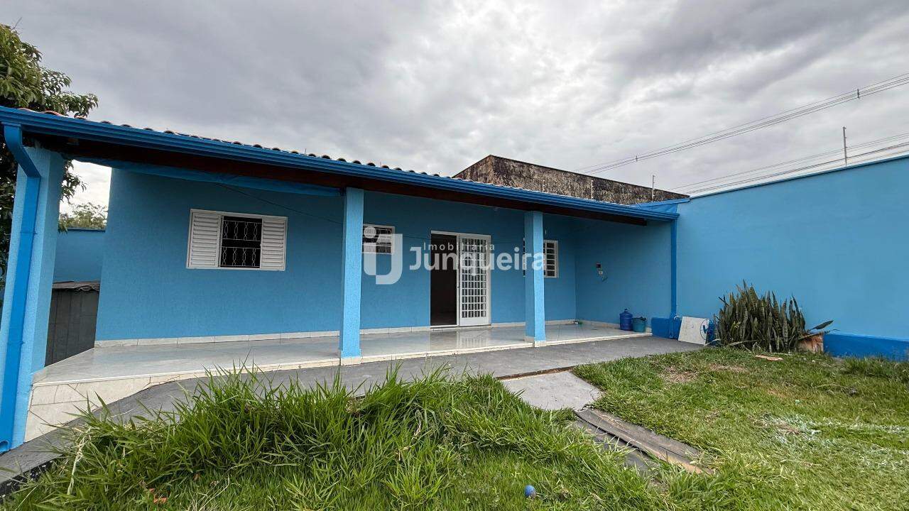 Edícula para alugar, 2 quartos, 2 vagas, no bairro Parque São Matheus em Piracicaba - SP