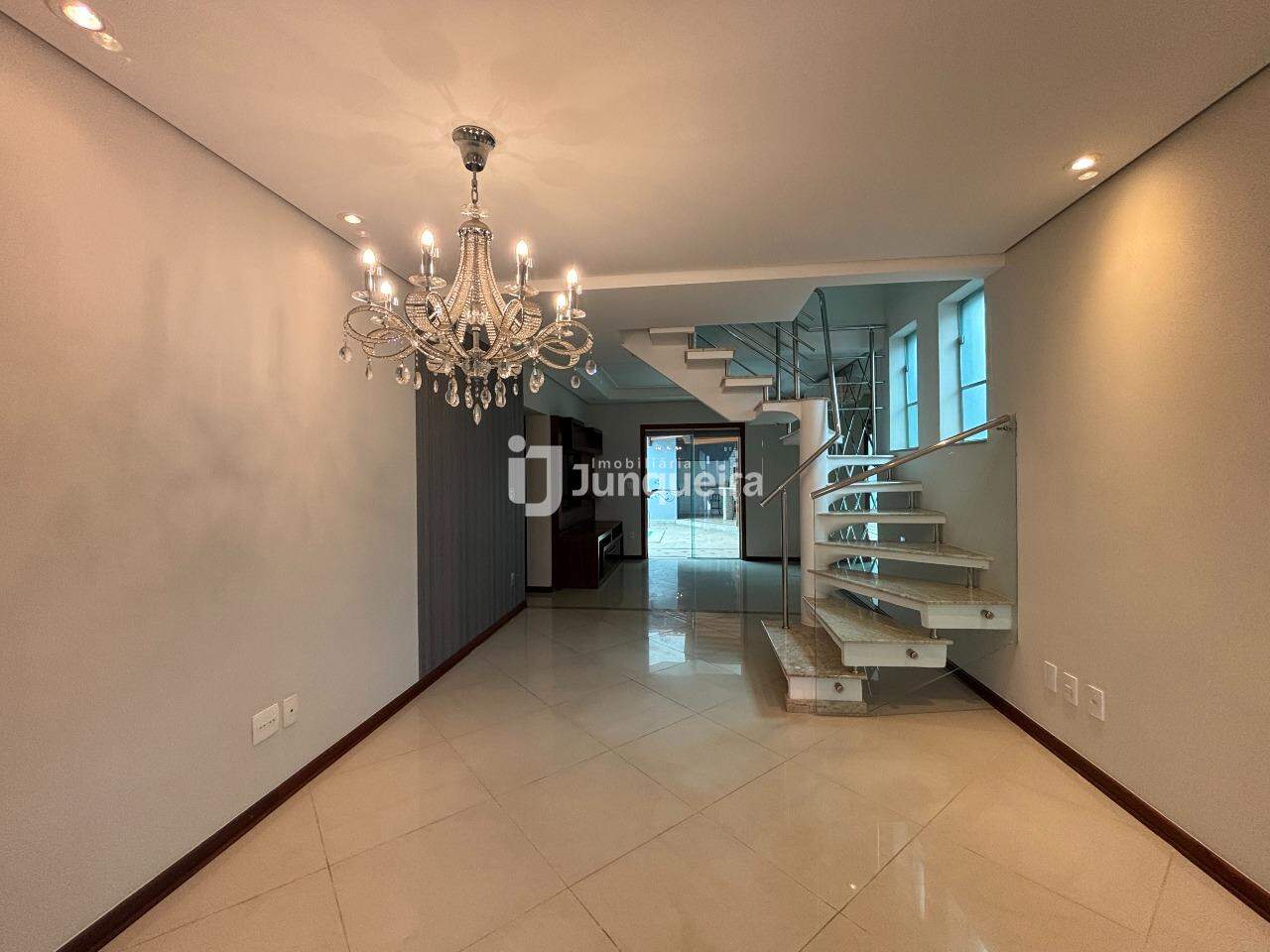 Casa em Condomínio à venda no Terras de Piracicaba IV, 3 quartos, sendo 1 suíte, 4 vagas, no bairro Terras de Piracicaba em Piracicaba - SP