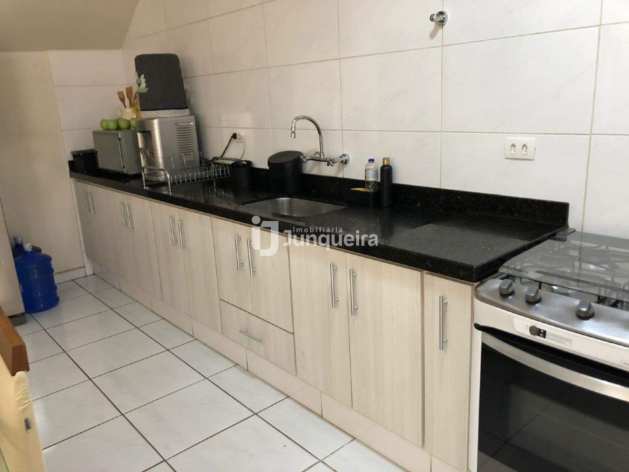 Casa à venda, 3 quartos, sendo 1 suíte, 2 vagas, no bairro Jardim Caxambu em Piracicaba - SP