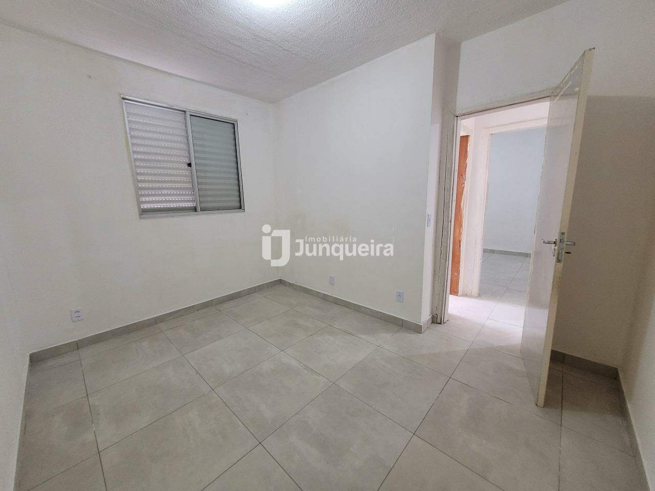 Apartamento para alugar no Clube Parque Paradiso, 2 quartos, 1 vaga, no bairro Santa Terezinha em Piracicaba - SP