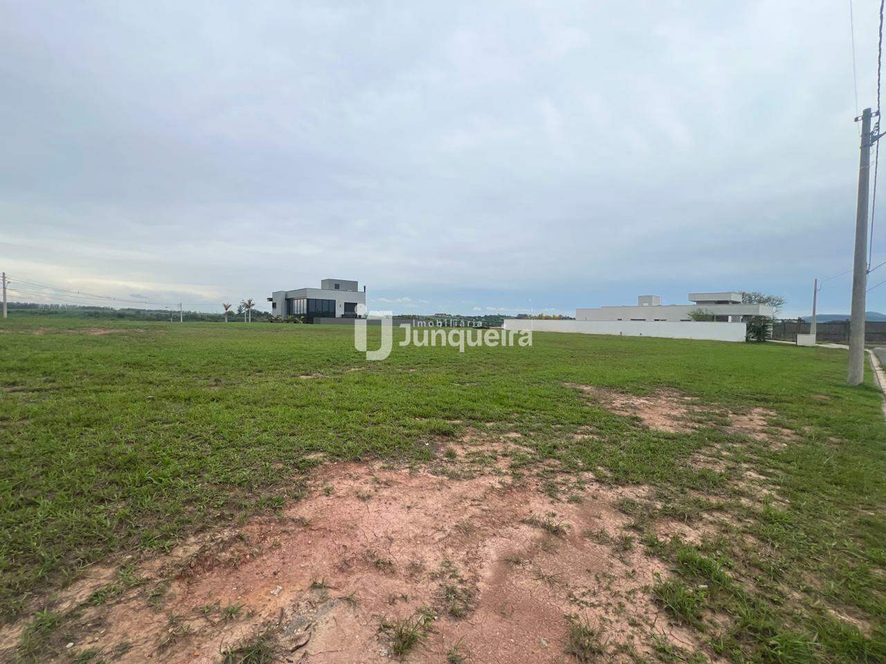 Terreno em Condomínio à venda no Terras de Artemis, no bairro Residencial Terras de Ártemis (Ártemis) em Piracicaba - SP