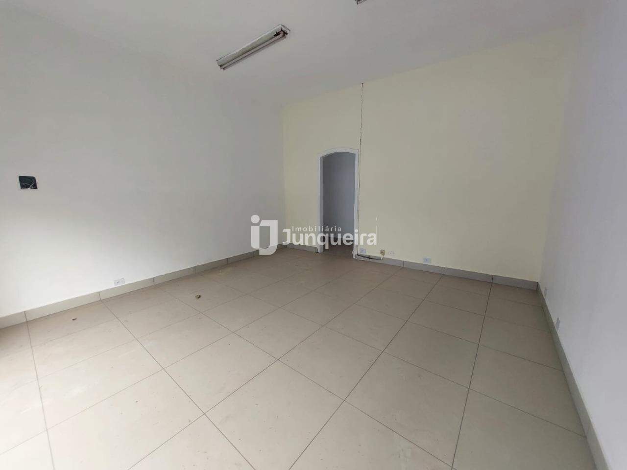 Salão para alugar, 1 vaga, no bairro Centro em Piracicaba - SP