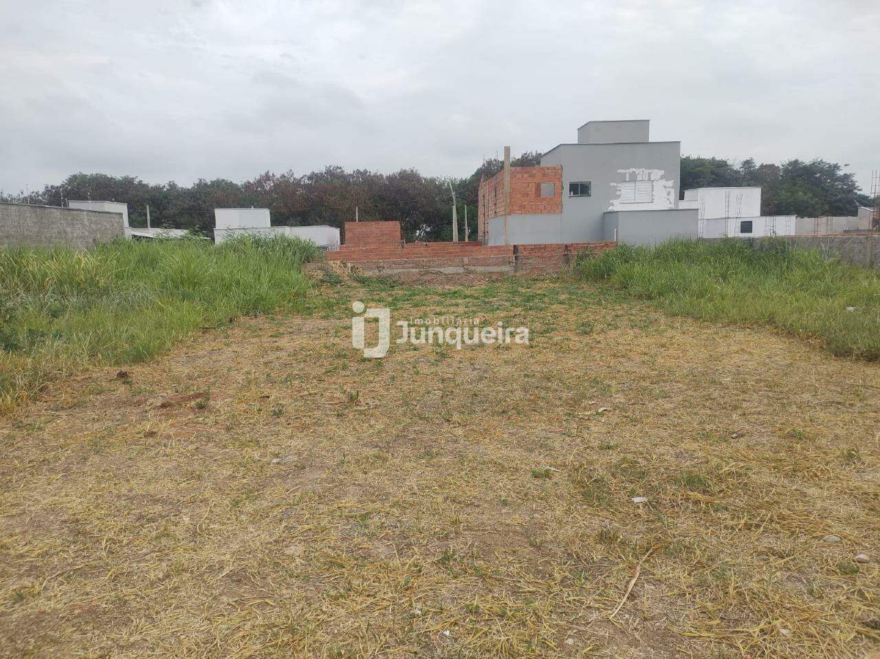 Terreno à venda, no bairro Campestre em Piracicaba - SP