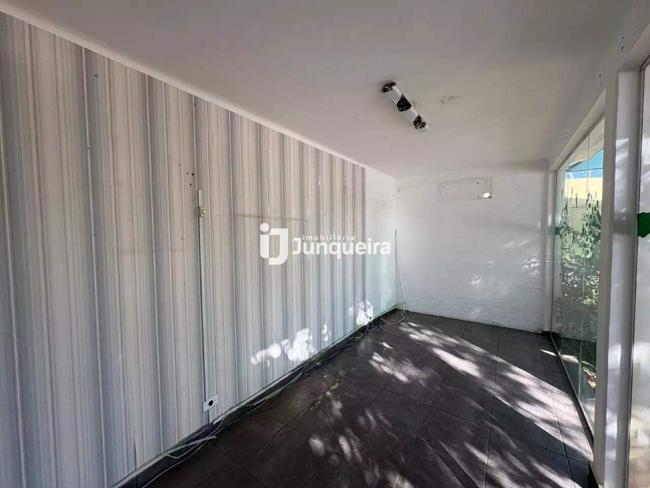 Casa Comercial à venda, 4 quartos, sendo 1 suíte, no bairro Vila Independência em Piracicaba - SP