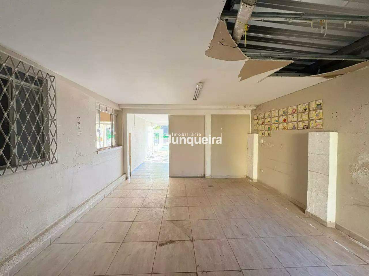 Casa Comercial à venda, 4 quartos, sendo 1 suíte, no bairro Vila Independência em Piracicaba - SP