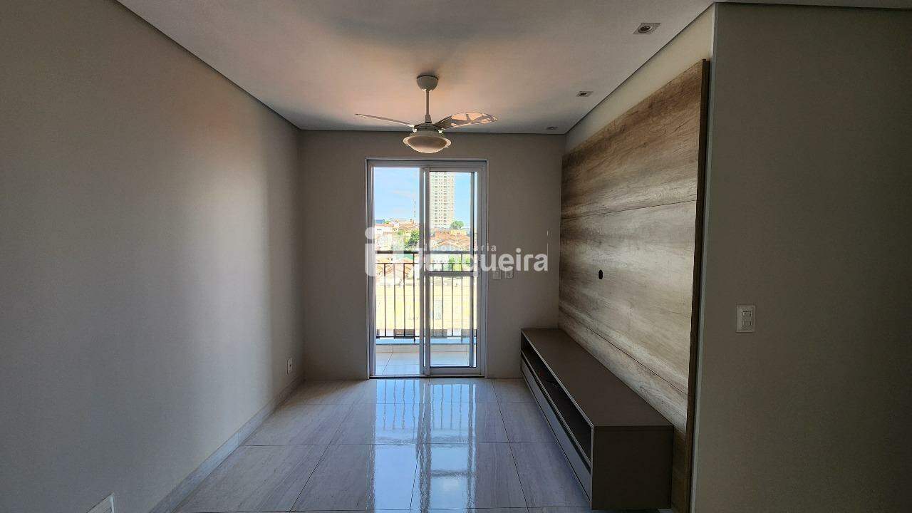 Apartamento à venda no Provance, 2 quartos, 2 vagas, no bairro Paulicéia em Piracicaba - SP