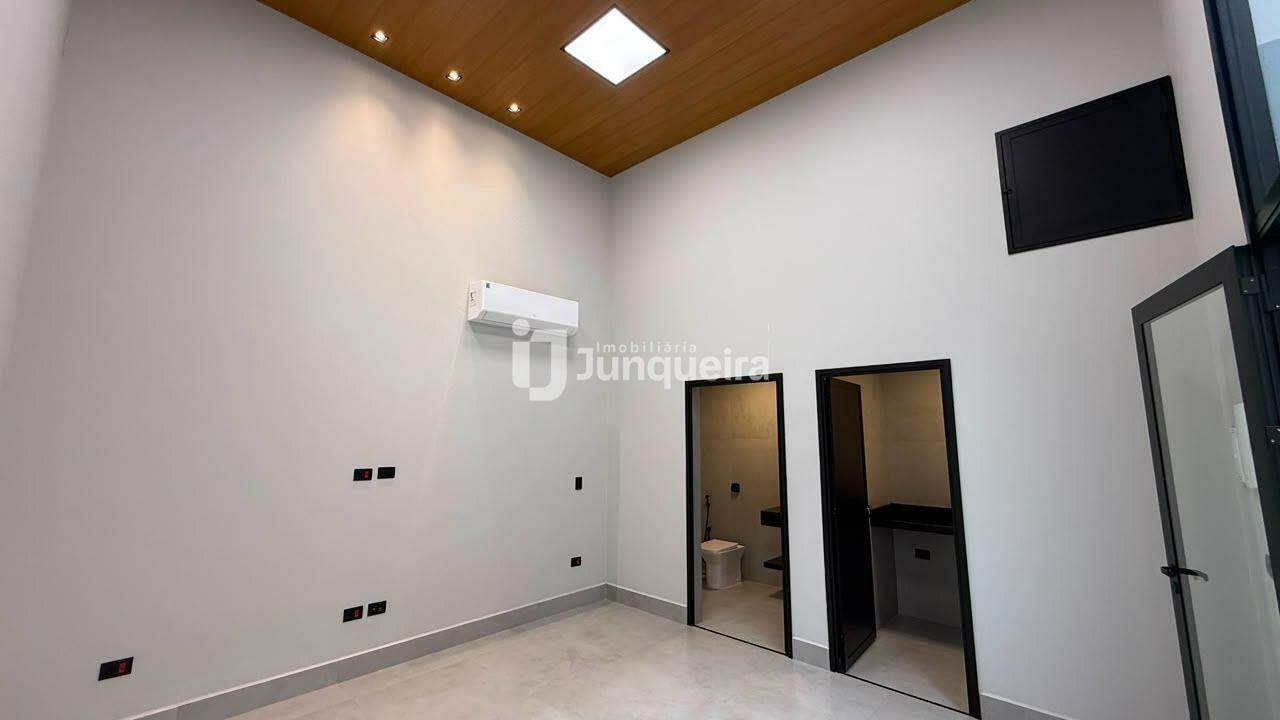 Sala Comercial para alugar, no bairro Santa Terezinha em Piracicaba - SP