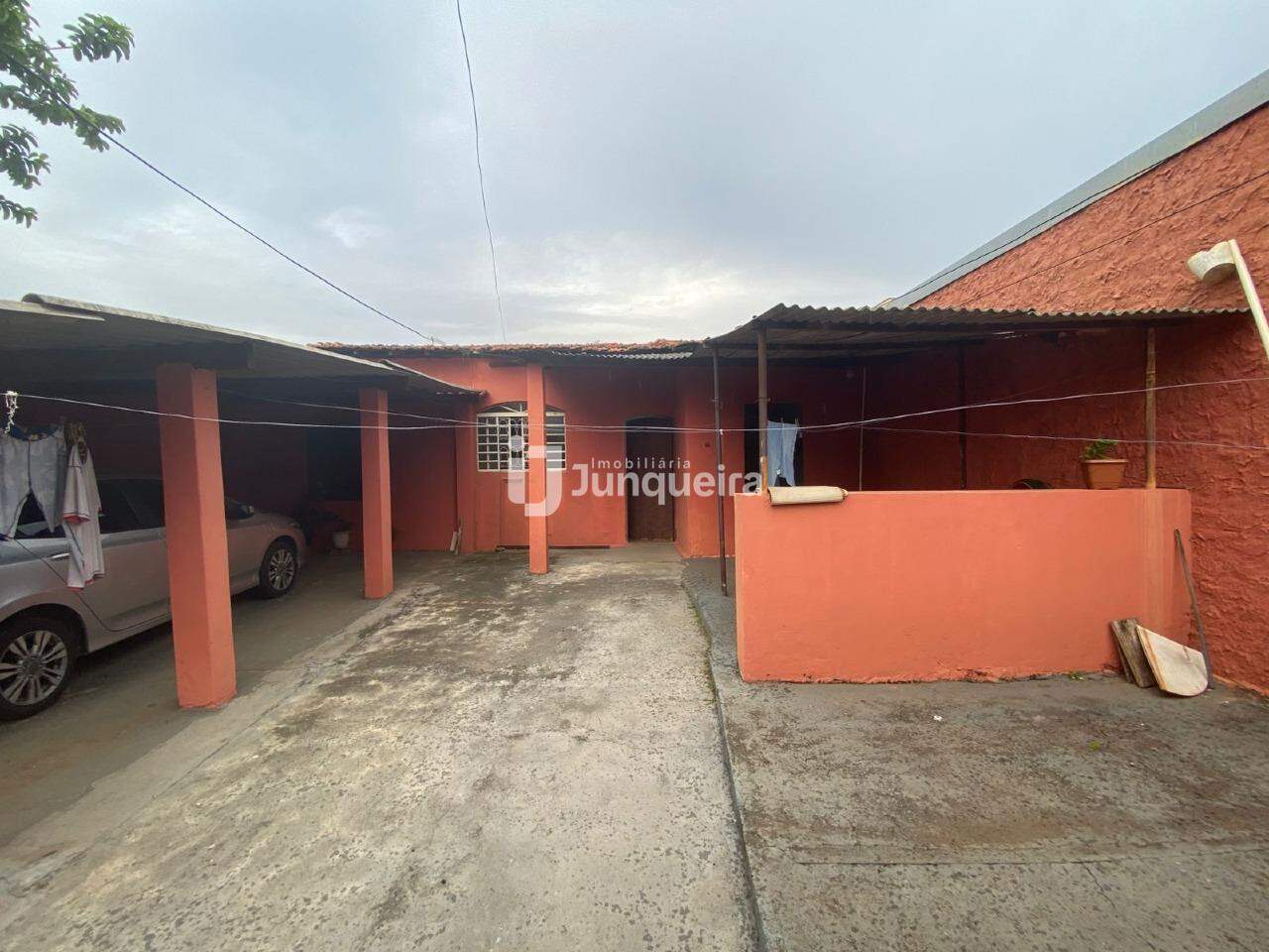 Casa à venda, 3 quartos, 4 vagas, no bairro Vila Rezende em Piracicaba - SP