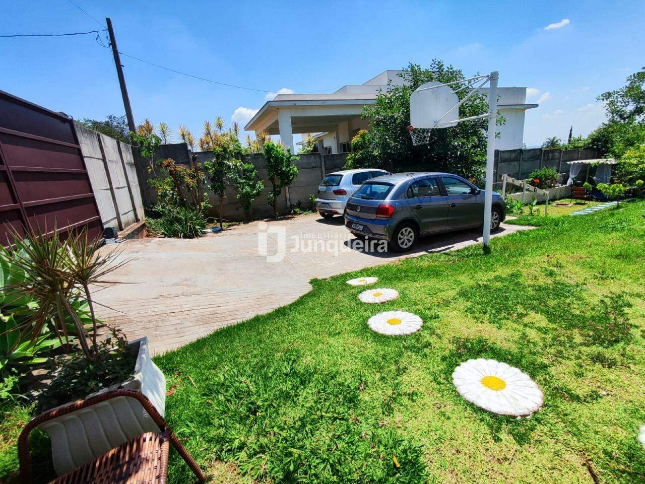 Casa em Condomínio à venda no Chácara União, 2 quartos, sendo 1 suíte, 3 vagas, no bairro Chácara União em Rio das Pedras - SP