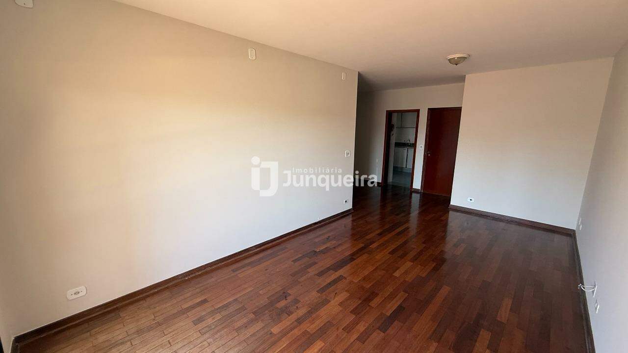 Apartamento para alugar no Edifício Faride Maluf Alves, 3 quartos, sendo 1 suíte, 2 vagas, no bairro São Judas em Piracicaba - SP