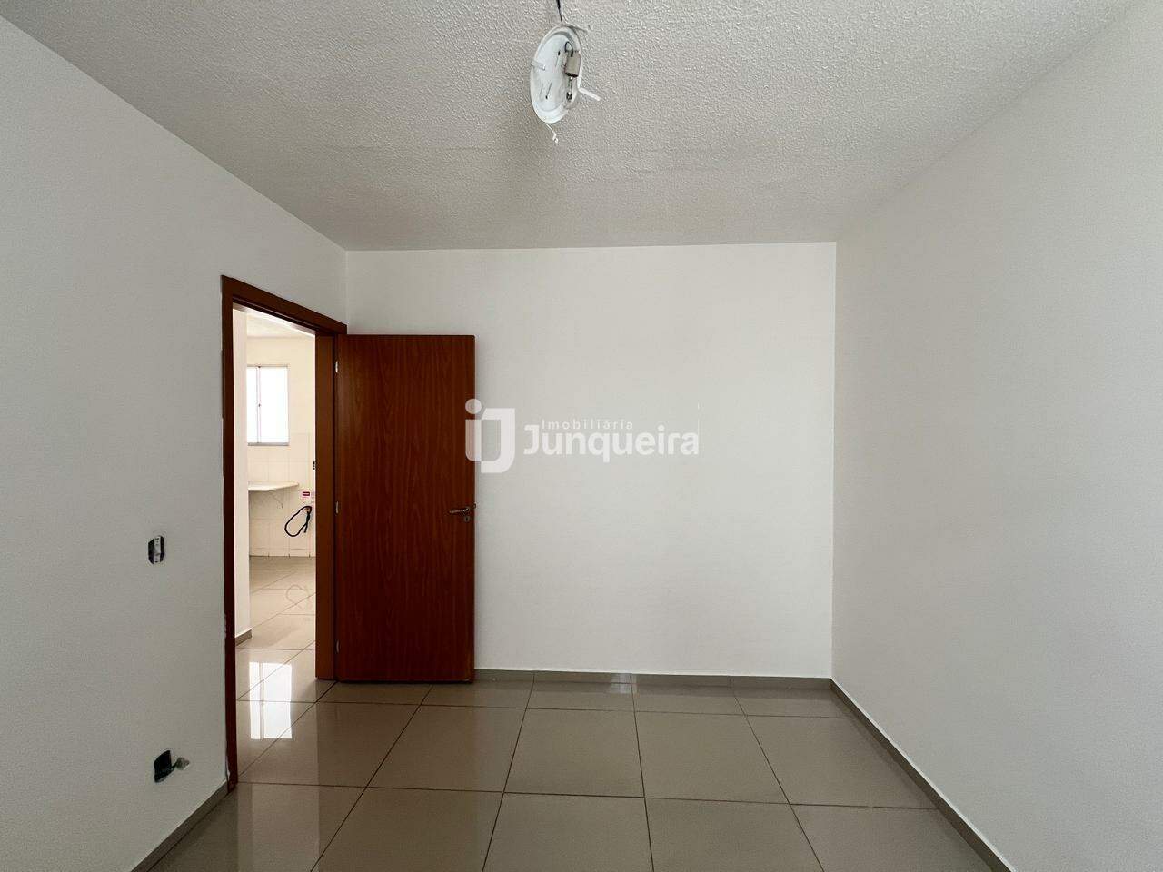 Apartamento à venda no Piazza Bellini, 2 quartos, 1 vaga, no bairro Pompéia em Piracicaba - SP