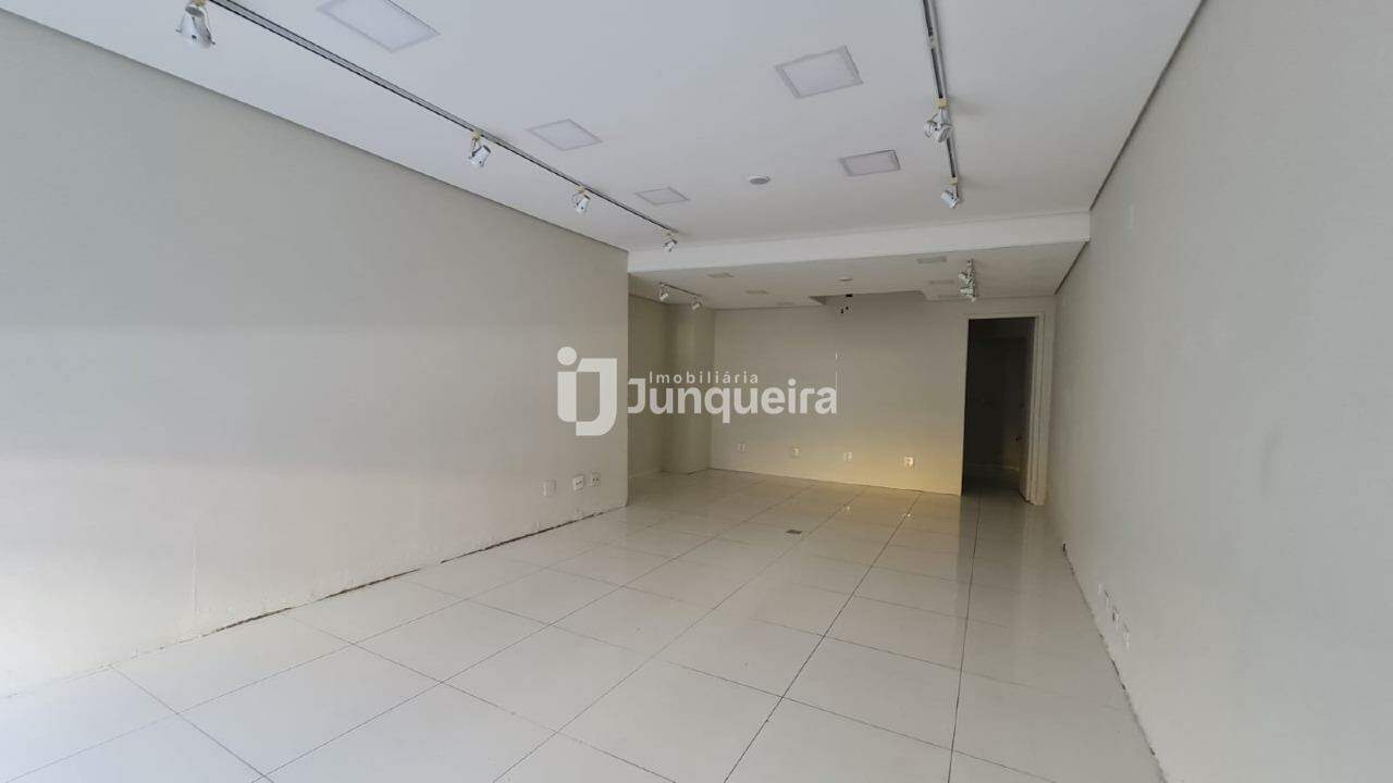 Salão para alugar, no bairro Centro em Piracicaba - SP