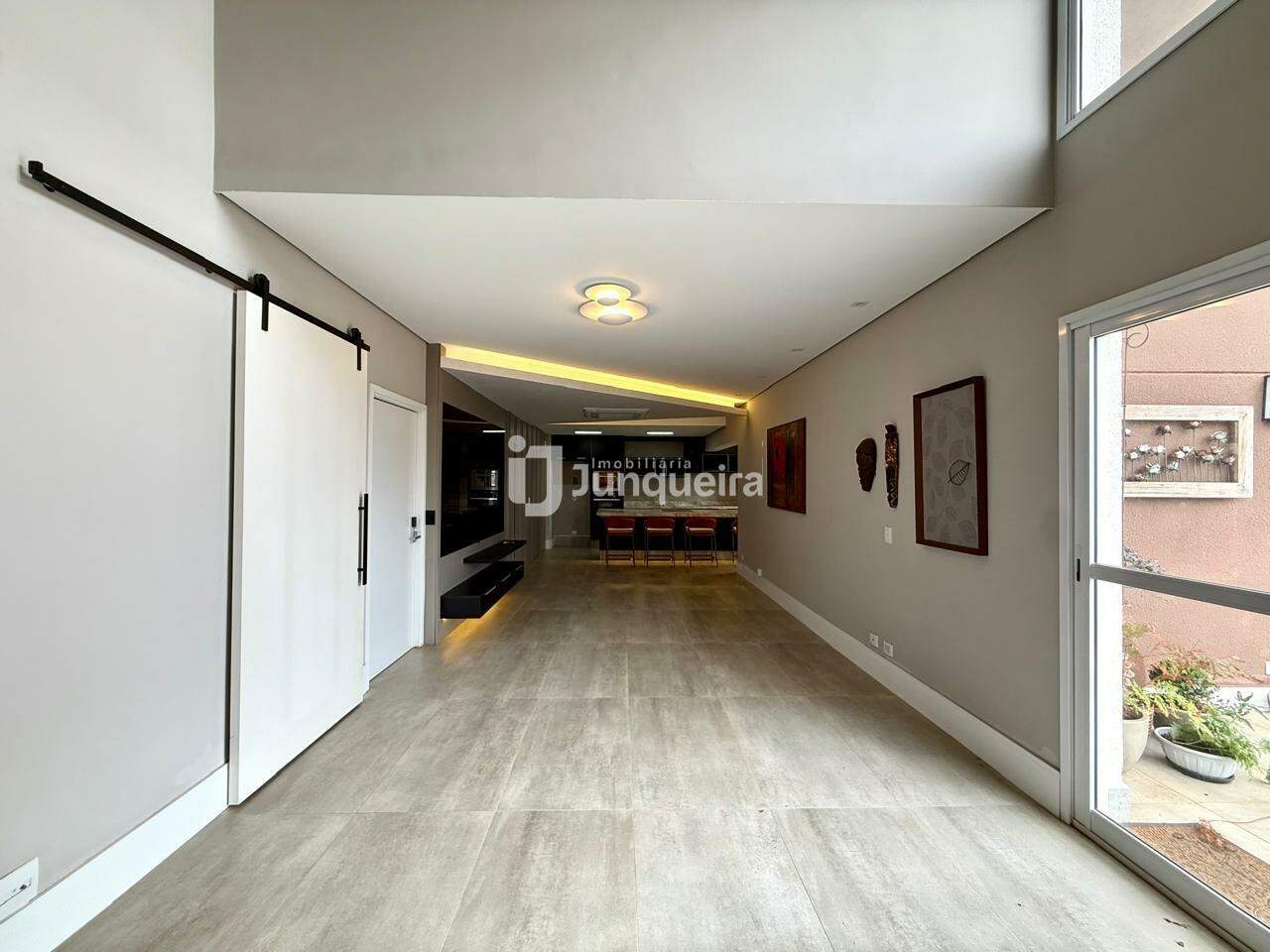 Apartamento à venda no Grand Garden, 2 quartos, sendo 2 suítes, 2 vagas, no bairro Jardim Europa em Piracicaba - SP