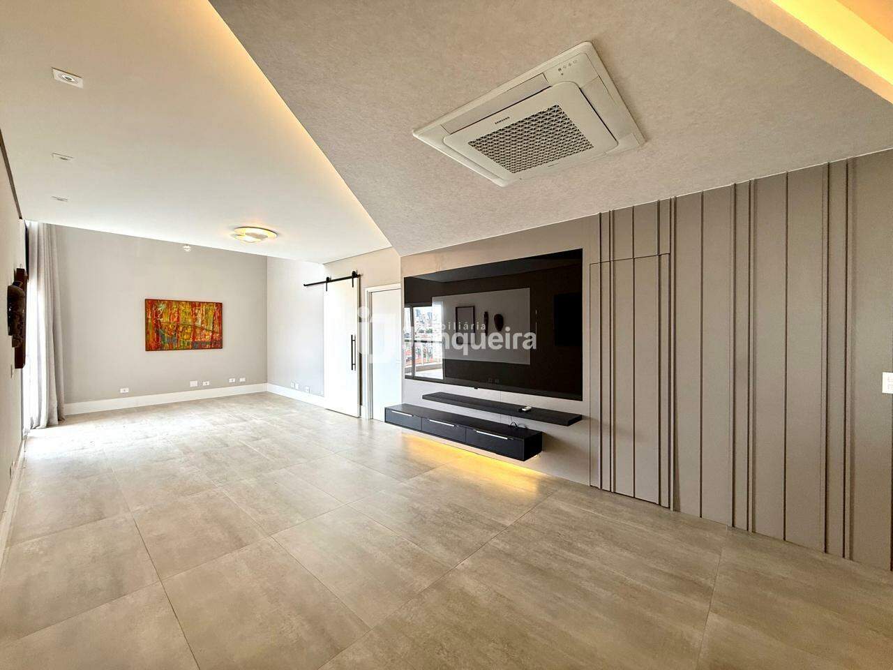 Apartamento à venda no Grand Garden, 2 quartos, sendo 2 suítes, 2 vagas, no bairro Jardim Europa em Piracicaba - SP