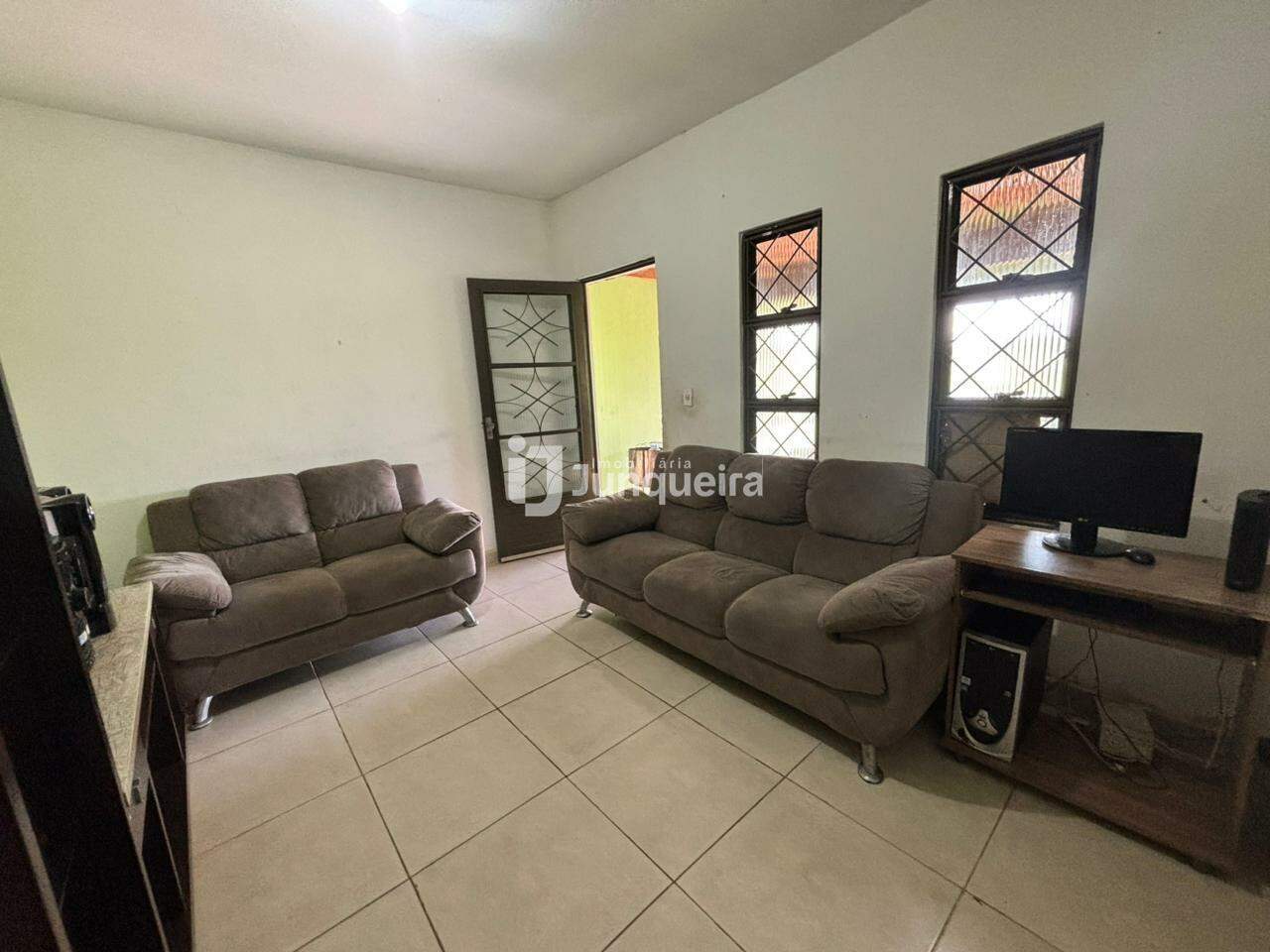 Casa à venda, 2 quartos, 2 vagas, no bairro Santa Terezinha em Piracicaba - SP