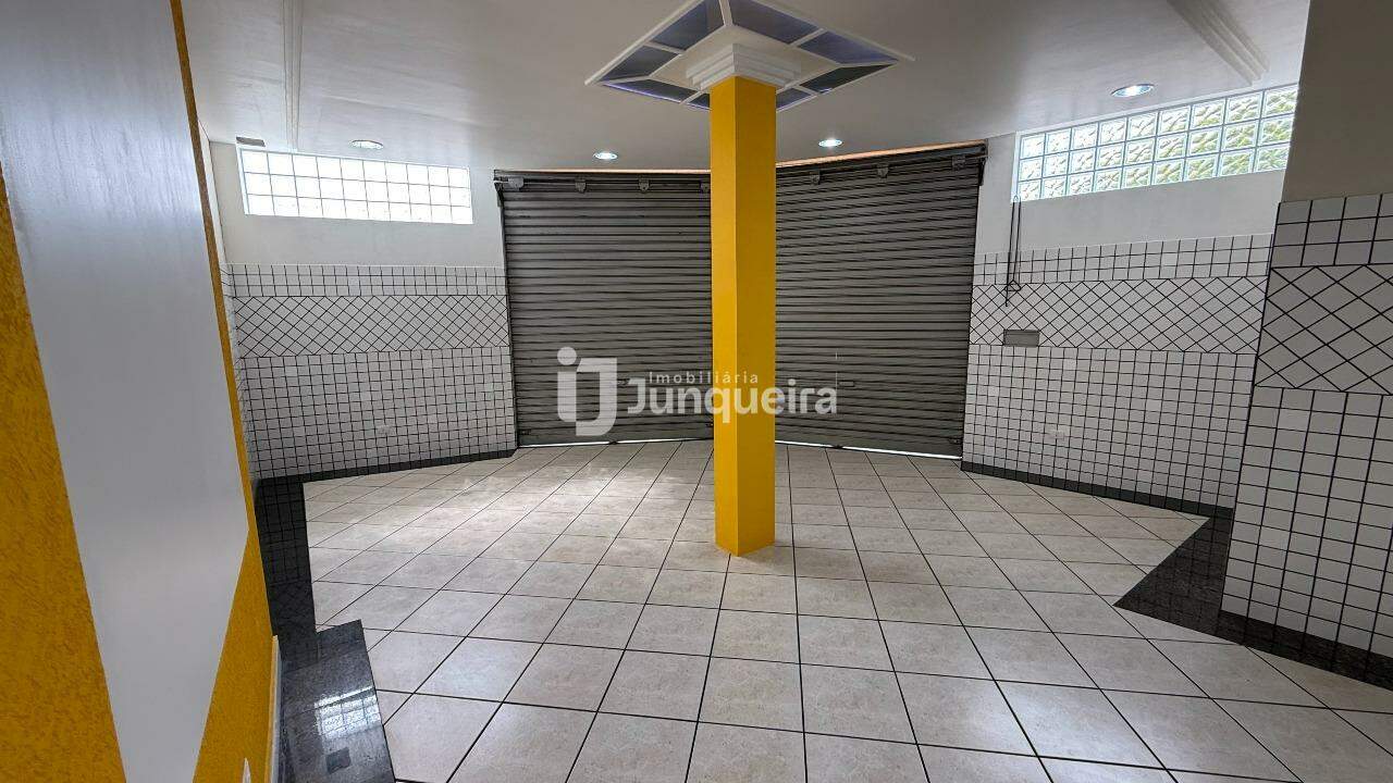 Salão para alugar, no bairro Parque Bela Vista em Piracicaba - SP
