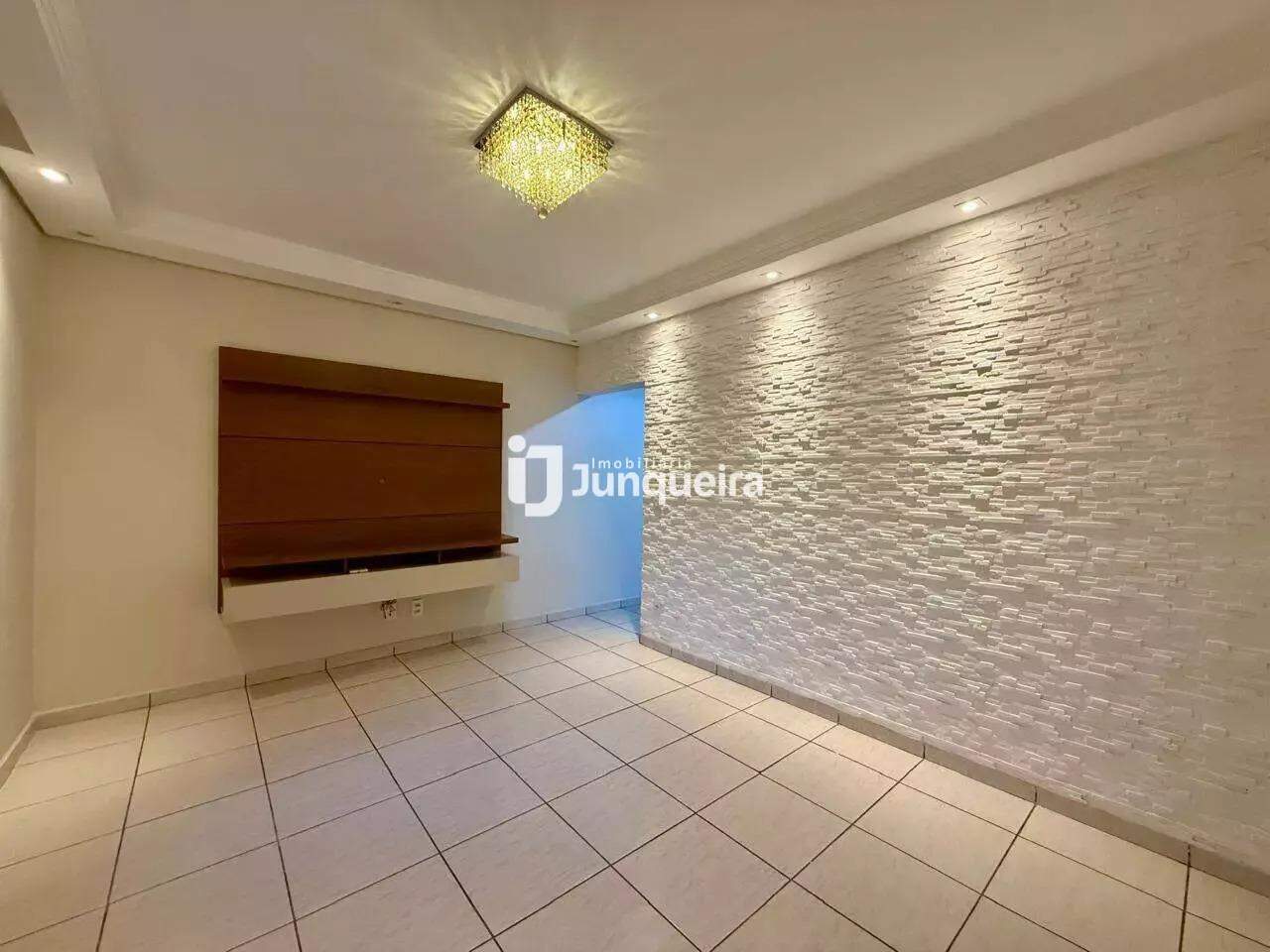 Casa para alugar, 3 quartos, sendo 1 suíte, 2 vagas, no bairro Santa Rosa Ipês em Piracicaba - SP