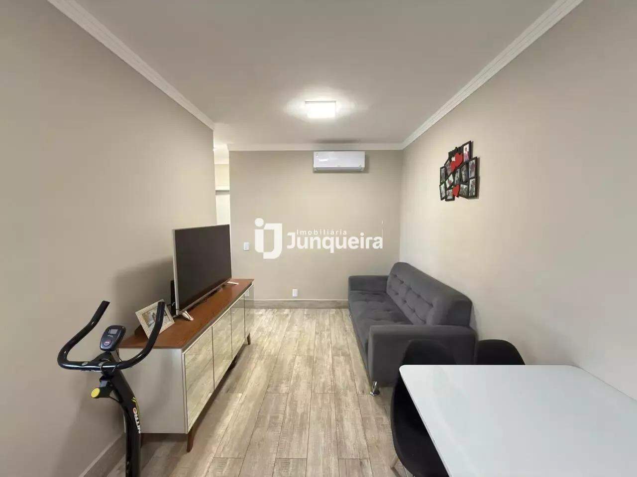 Casa em Condomínio para alugar no Reserva Taquaral II, 3 quartos, sendo 1 suíte, 2 vagas, no bairro Reserva Taquaral II em Piracicaba - SP