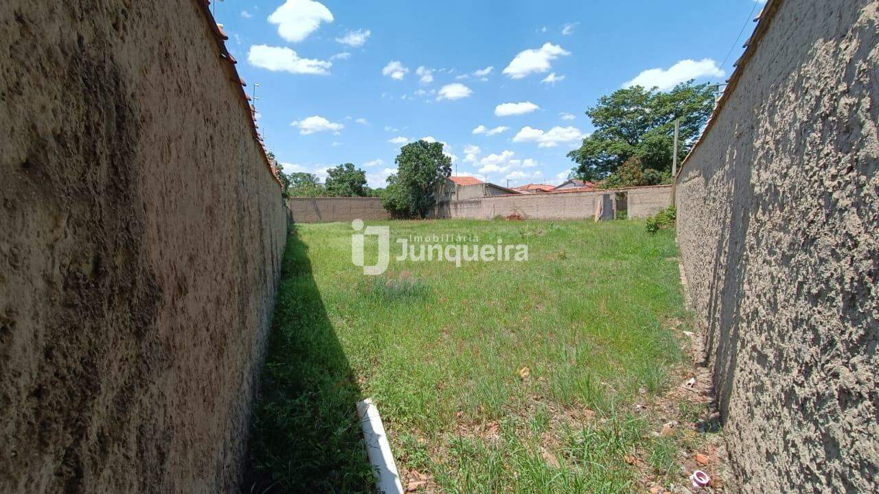 Terreno à venda, no bairro São Jorge em Piracicaba - SP