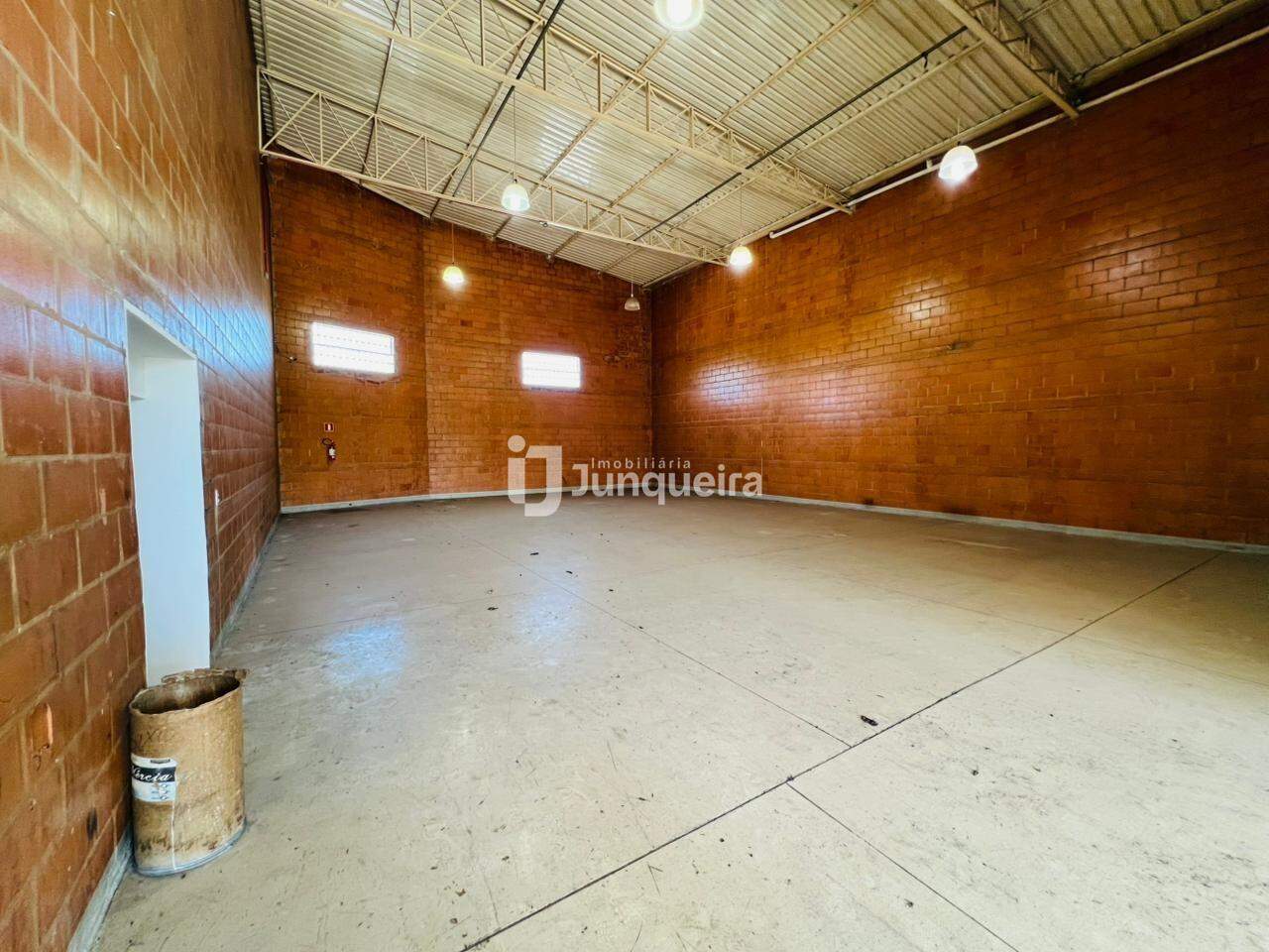 Galpão para alugar, no bairro Santa Rosa em Piracicaba - SP