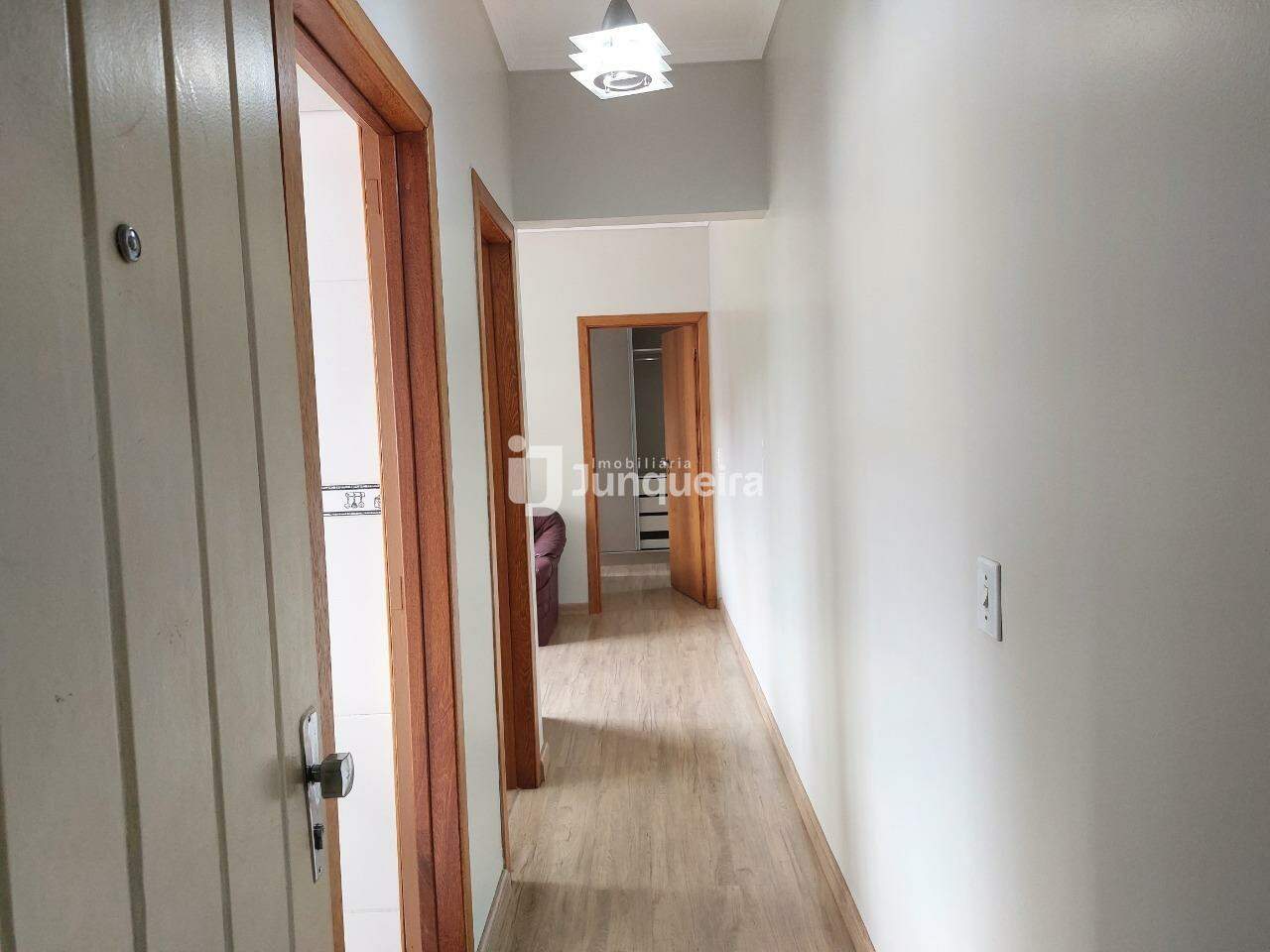 Apartamento para alugar no Saint Tropez, 1 quarto, 1 vaga, no bairro Cidade Alta em Piracicaba - SP