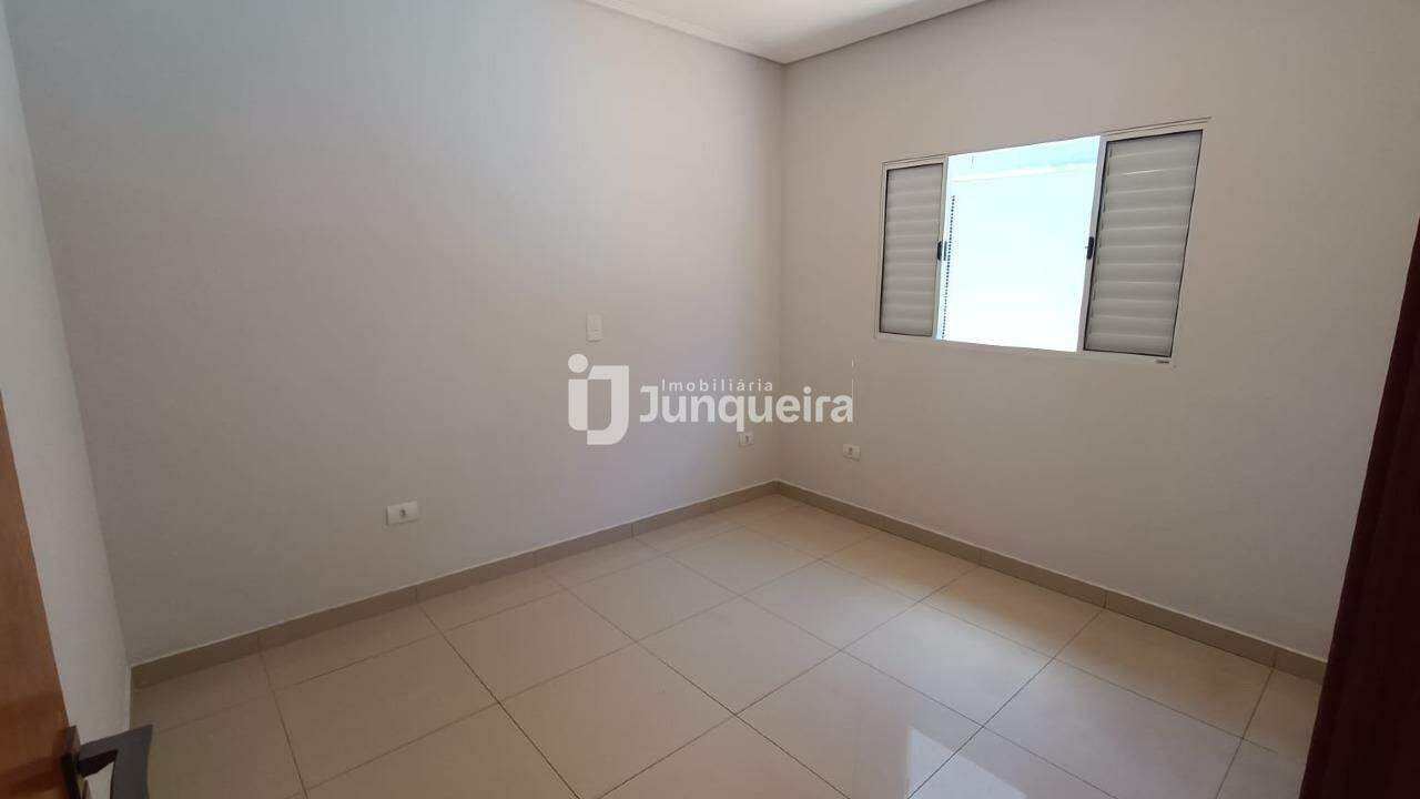 Casa à venda, 3 quartos, sendo 1 suíte, 2 vagas, no bairro Parque São Matheus em Piracicaba - SP