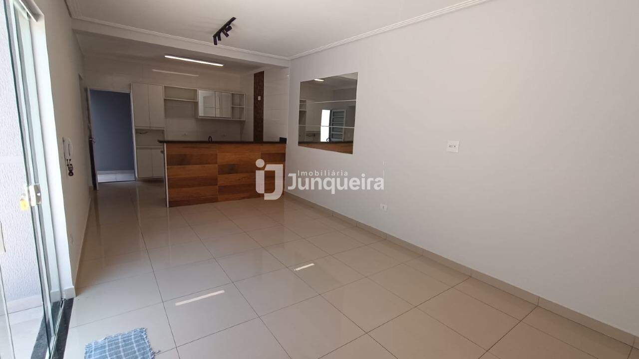 Casa à venda, 3 quartos, sendo 1 suíte, 2 vagas, no bairro Parque São Matheus em Piracicaba - SP