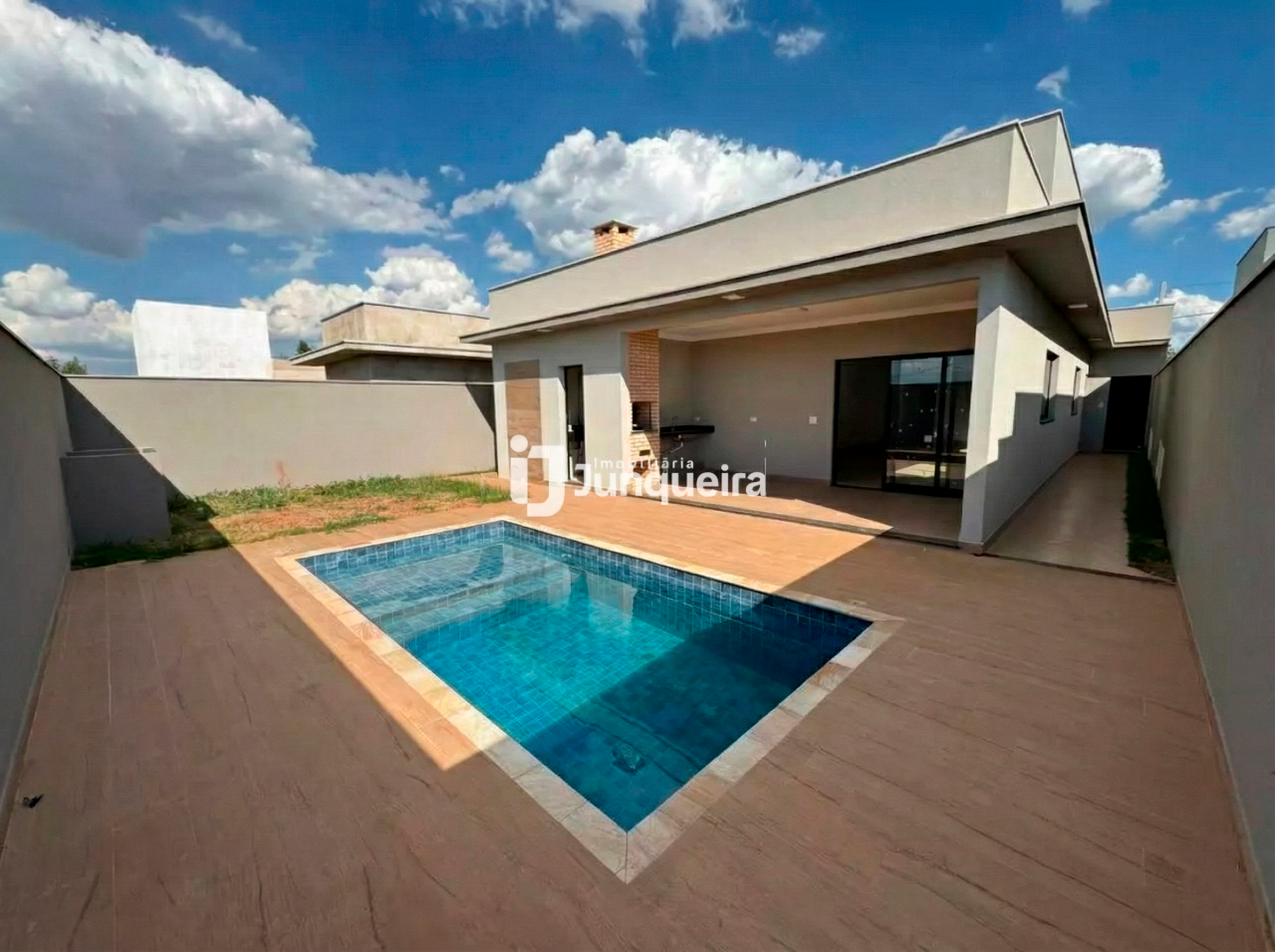 Casa em Condomínio à venda no Belmonte, 3 quartos, sendo 1 suíte, 4 vagas, no bairro Belmonte em Piracicaba - SP