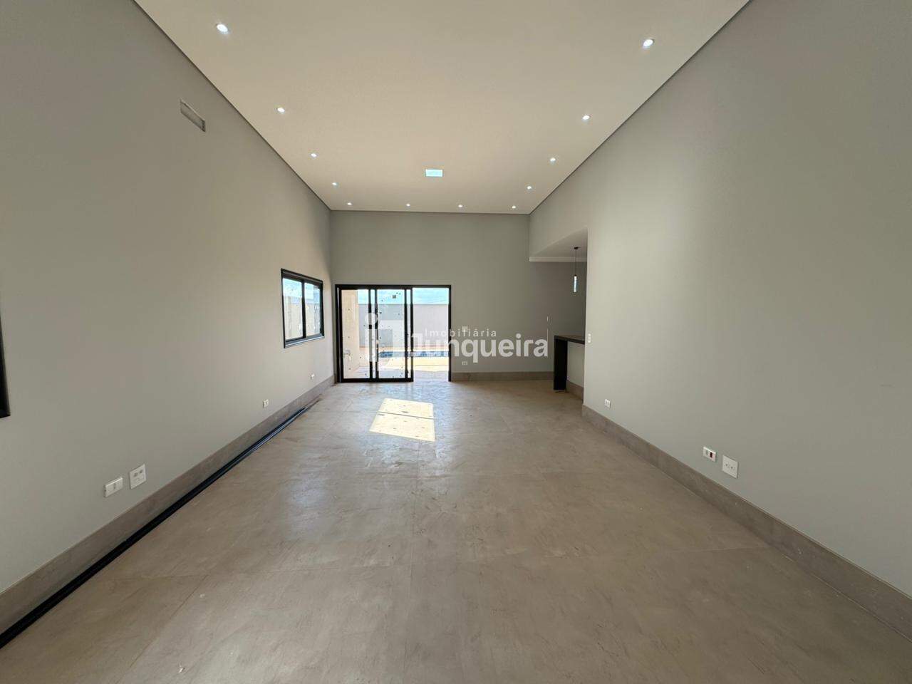 Casa em Condomínio à venda no Belmonte, 3 quartos, sendo 1 suíte, 4 vagas, no bairro Belmonte em Piracicaba - SP