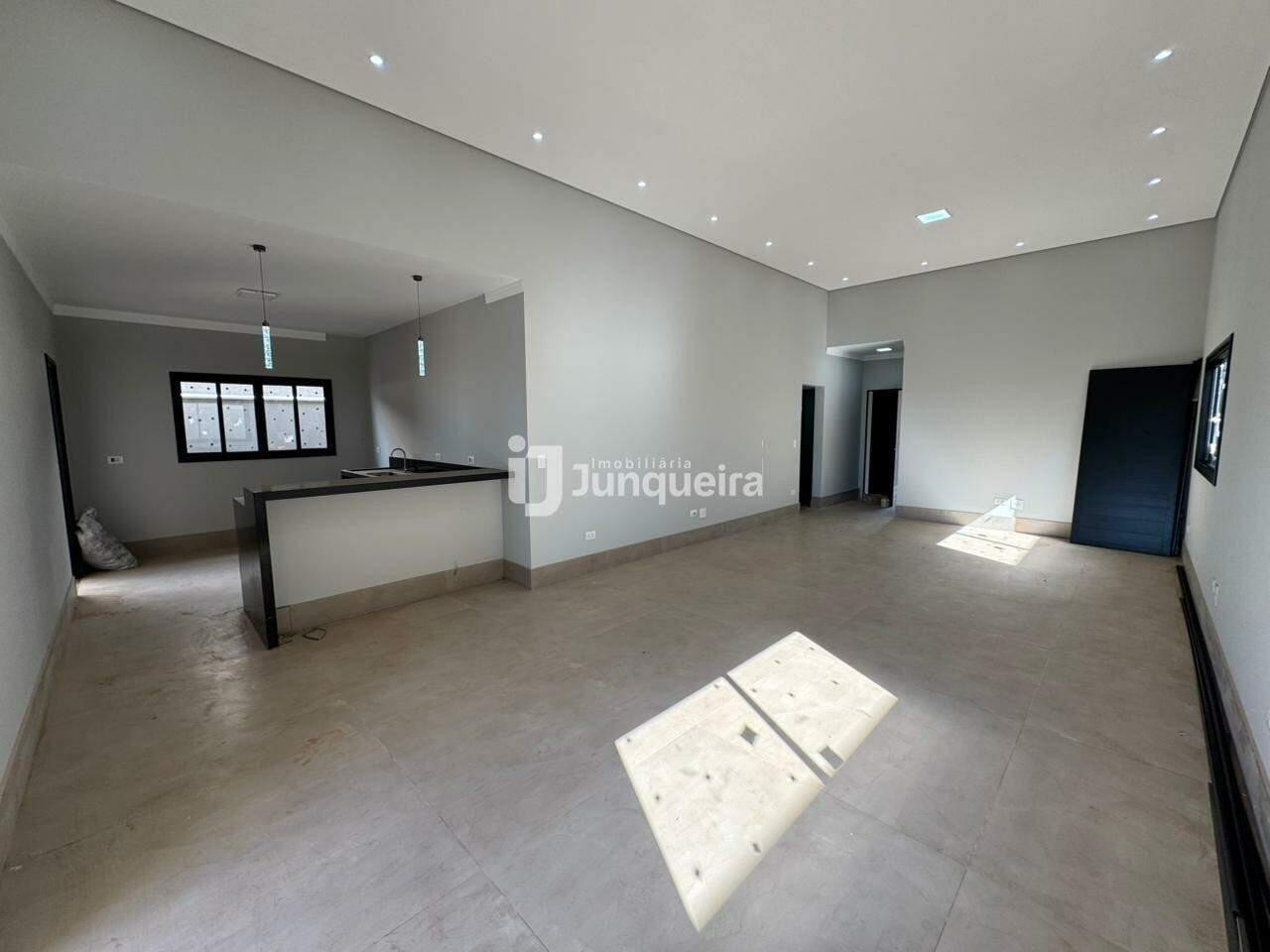 Casa em Condomínio à venda no Belmonte, 3 quartos, sendo 1 suíte, 4 vagas, no bairro Belmonte em Piracicaba - SP