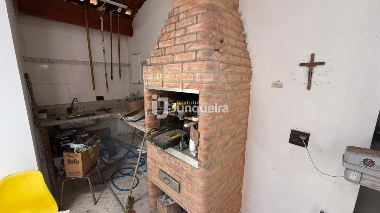 Casa para alugar, 2 quartos, sendo 1 suíte, 2 vagas, no bairro Glebas Califórnia em Piracicaba - SP