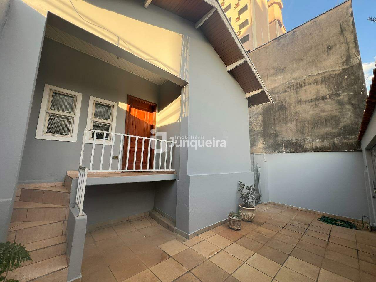 Casa para alugar, 4 quartos, sendo 1 suíte, 1 vaga, no bairro São Judas em Piracicaba - SP