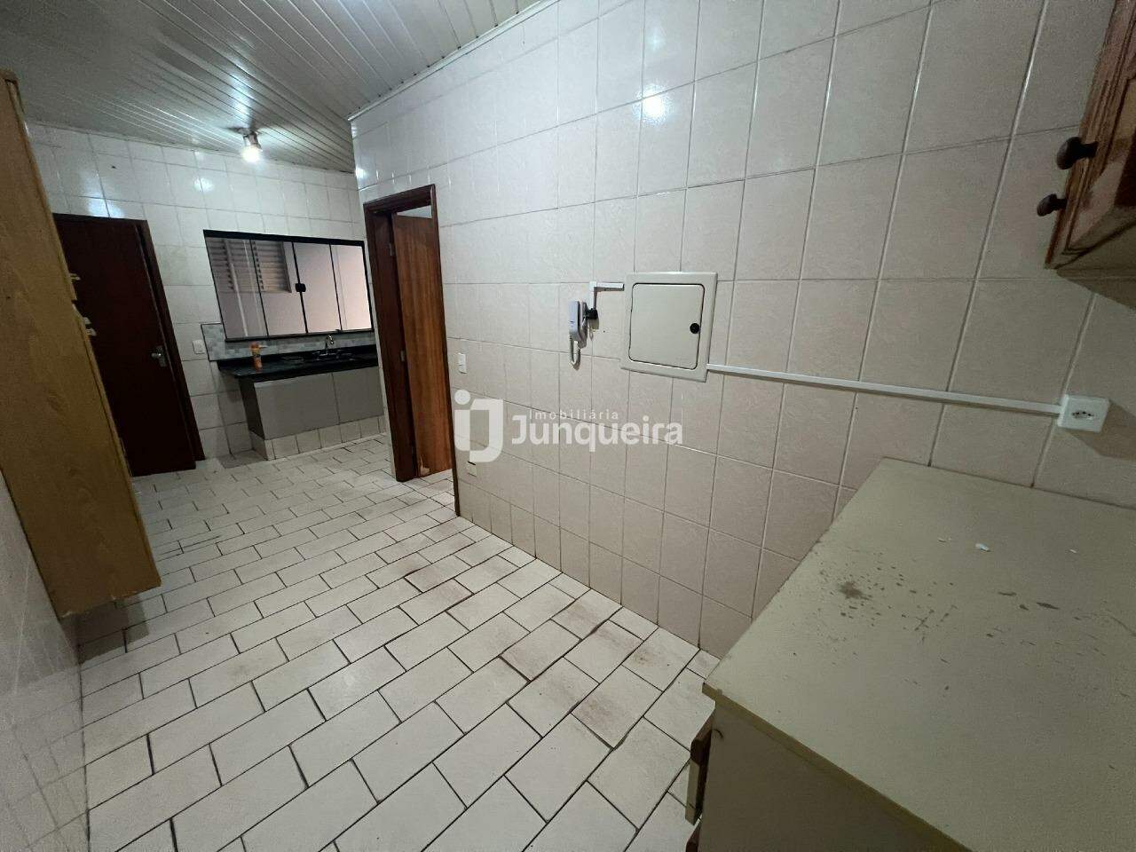 Casa para alugar, 4 quartos, sendo 1 suíte, 1 vaga, no bairro São Judas em Piracicaba - SP