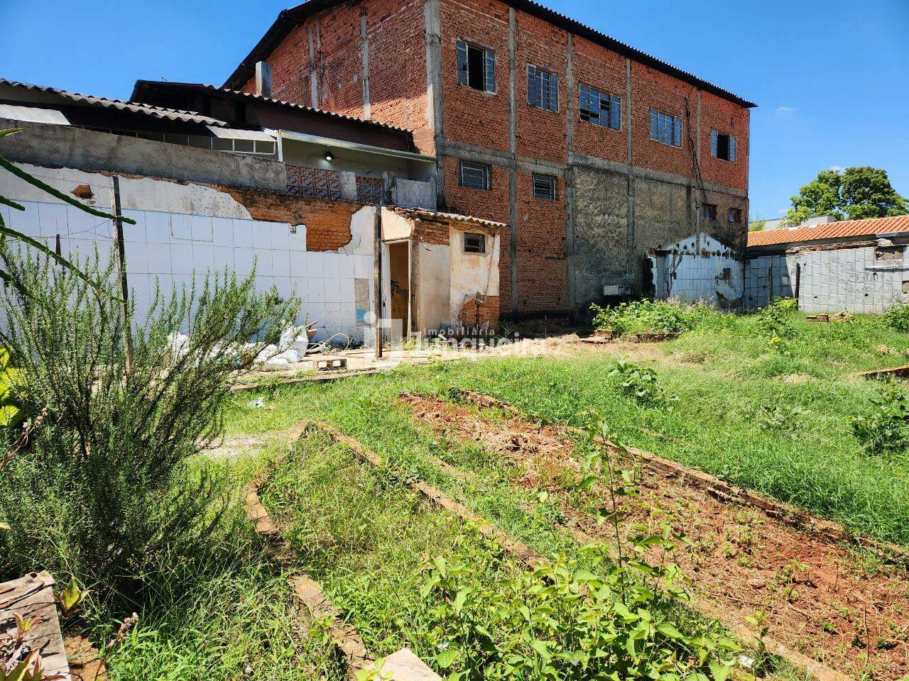 Terreno à venda, no bairro Piracicamirim em Piracicaba - SP